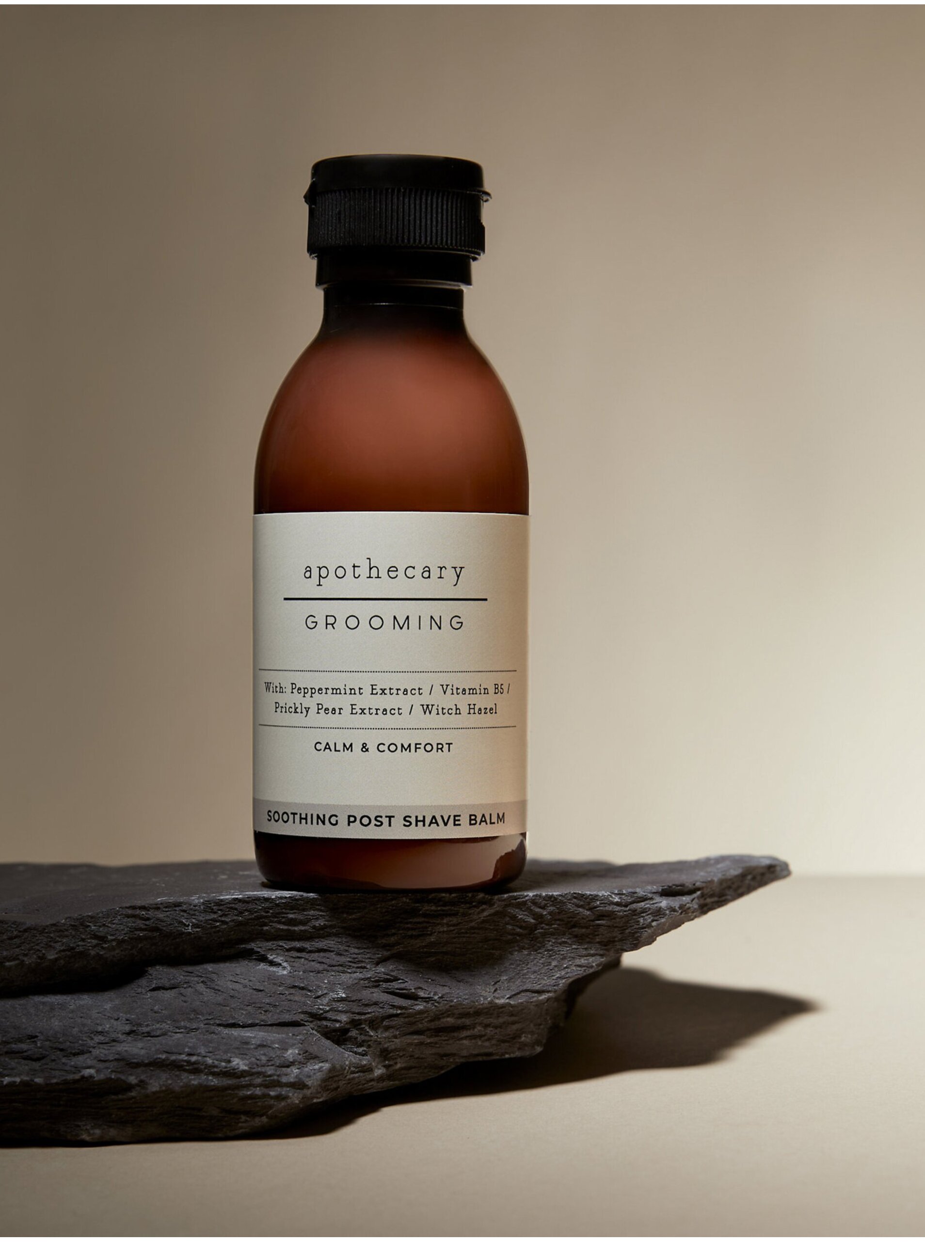 E-shop Upokojujúci balzam po holení Marks & Spencer Grooming Apothecary (150 ml)