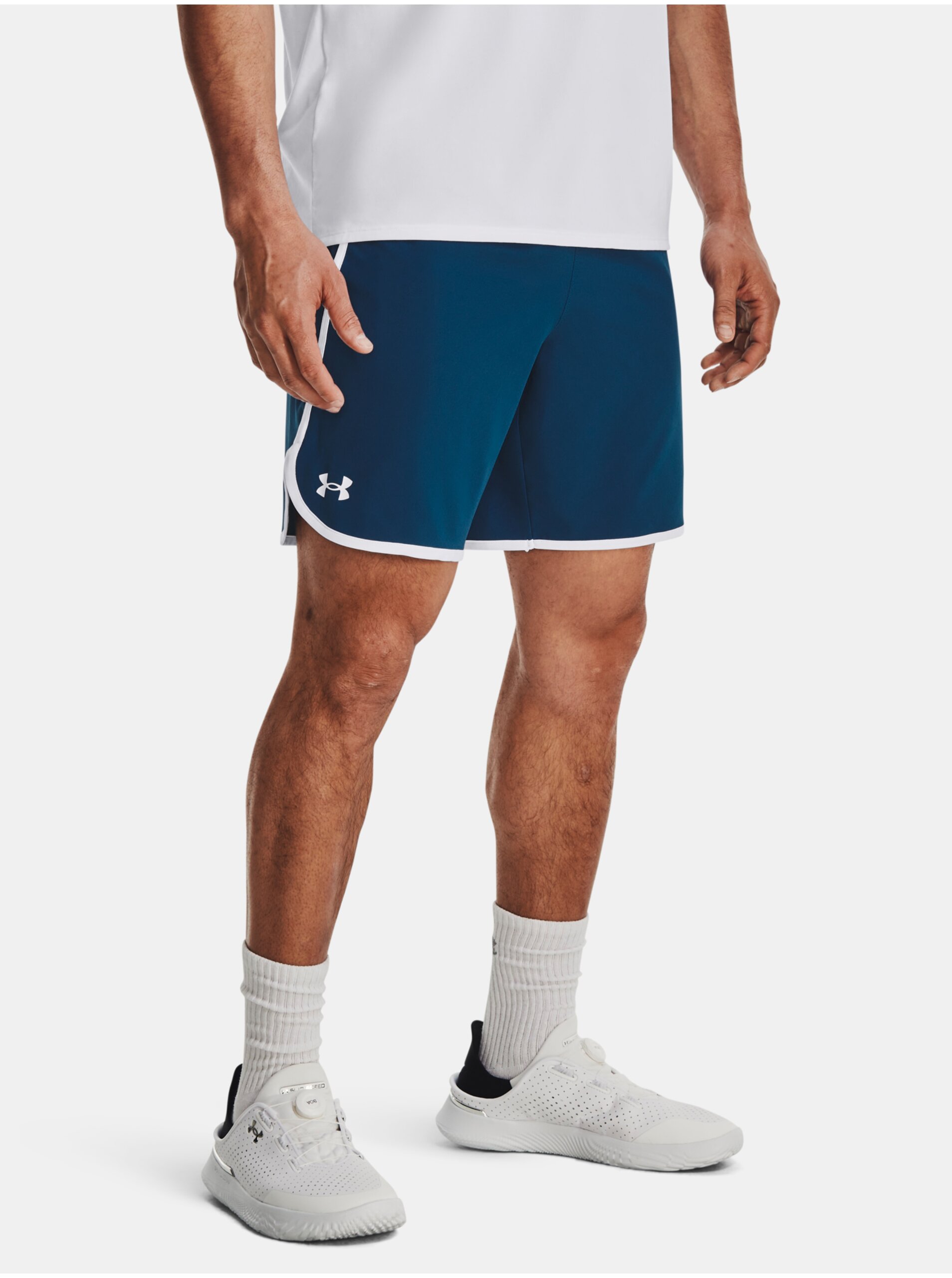 E-shop Modré pánské sportovní kraťasy Under Armour UA HIIT Woven 8in Shorts