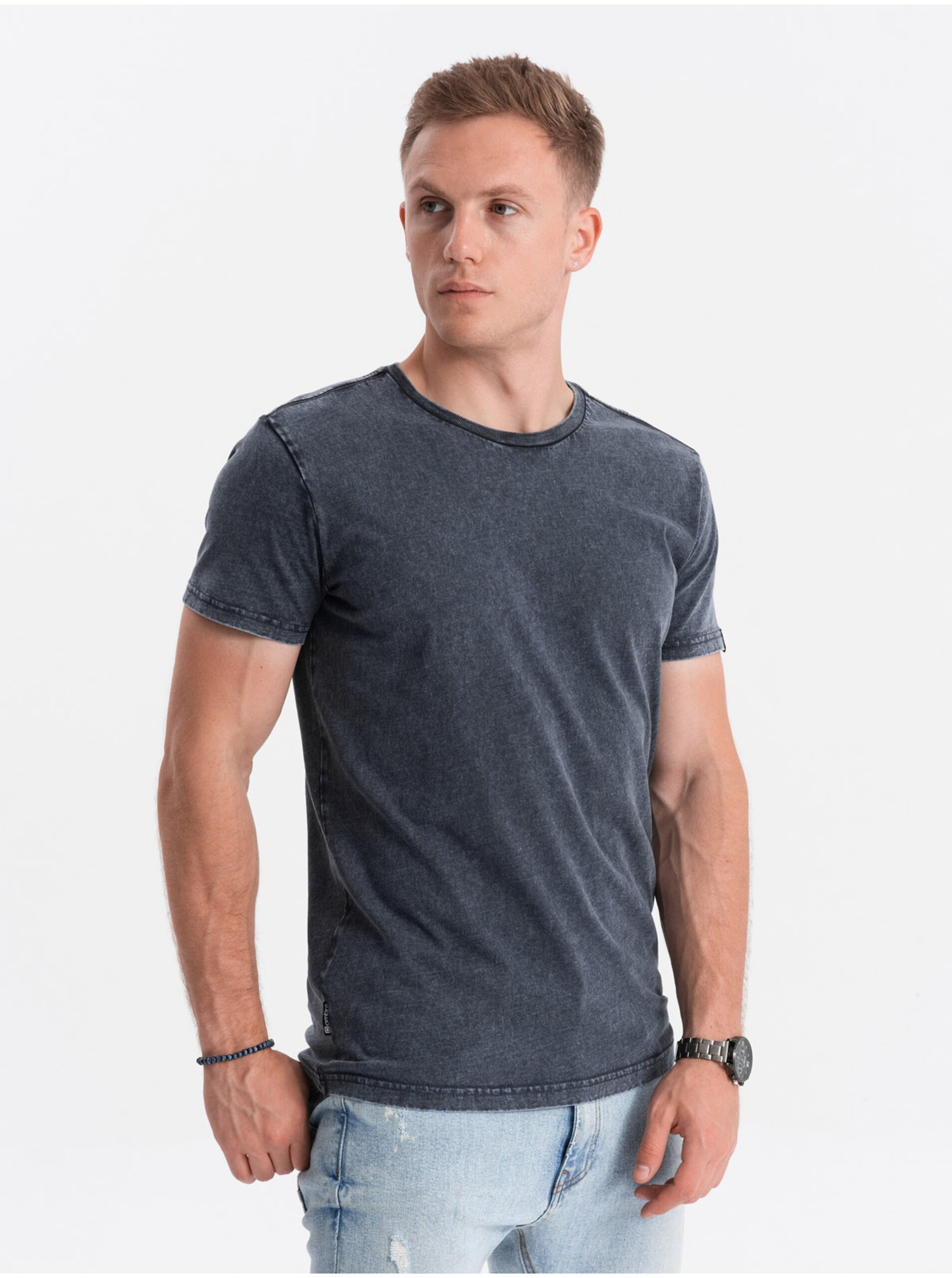 E-shop Tmavě modré pánské basic tričko Ombre Clothing