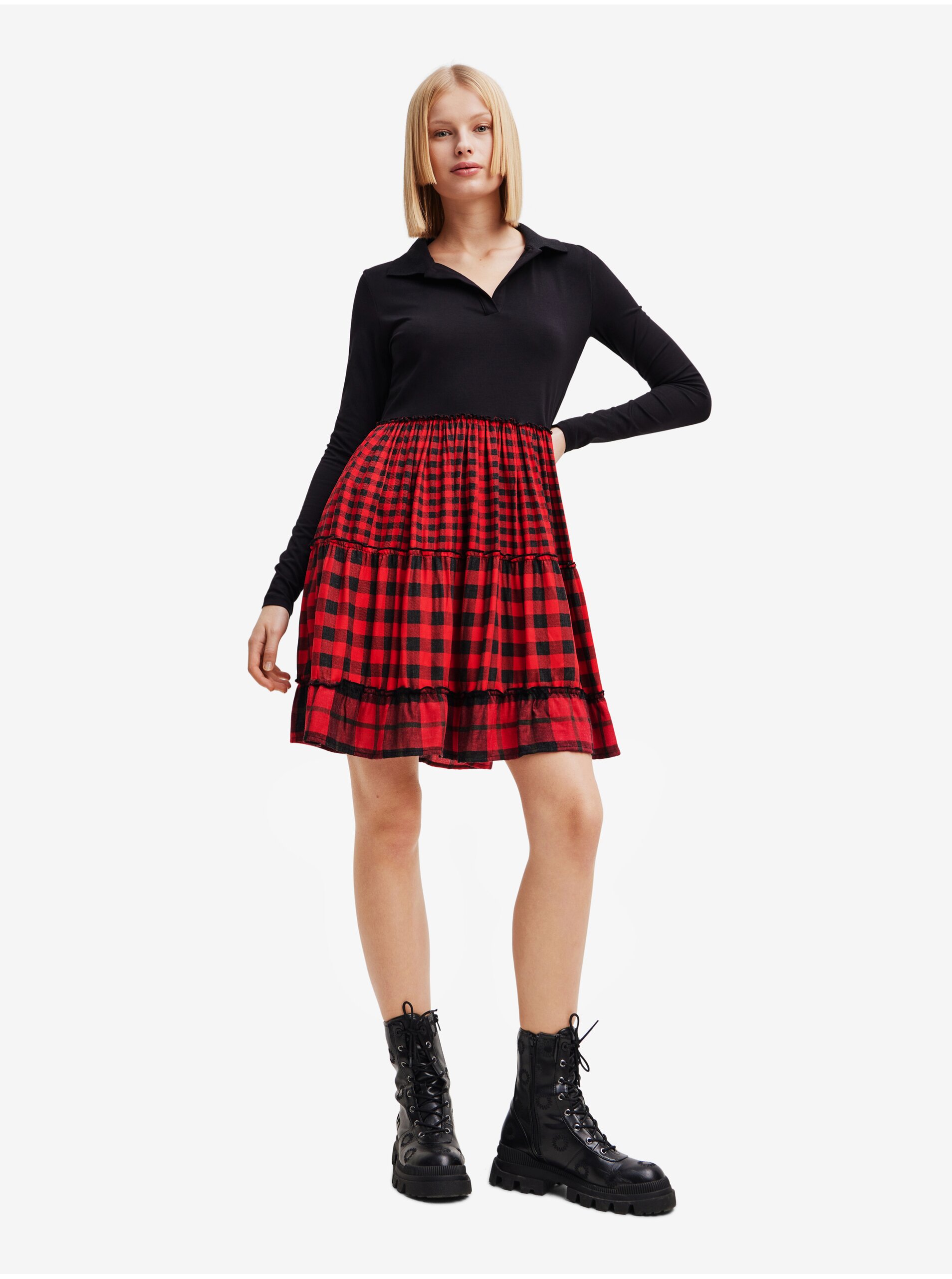 E-shop Červeno-černé dámské kostkované šaty Desigual Harryst