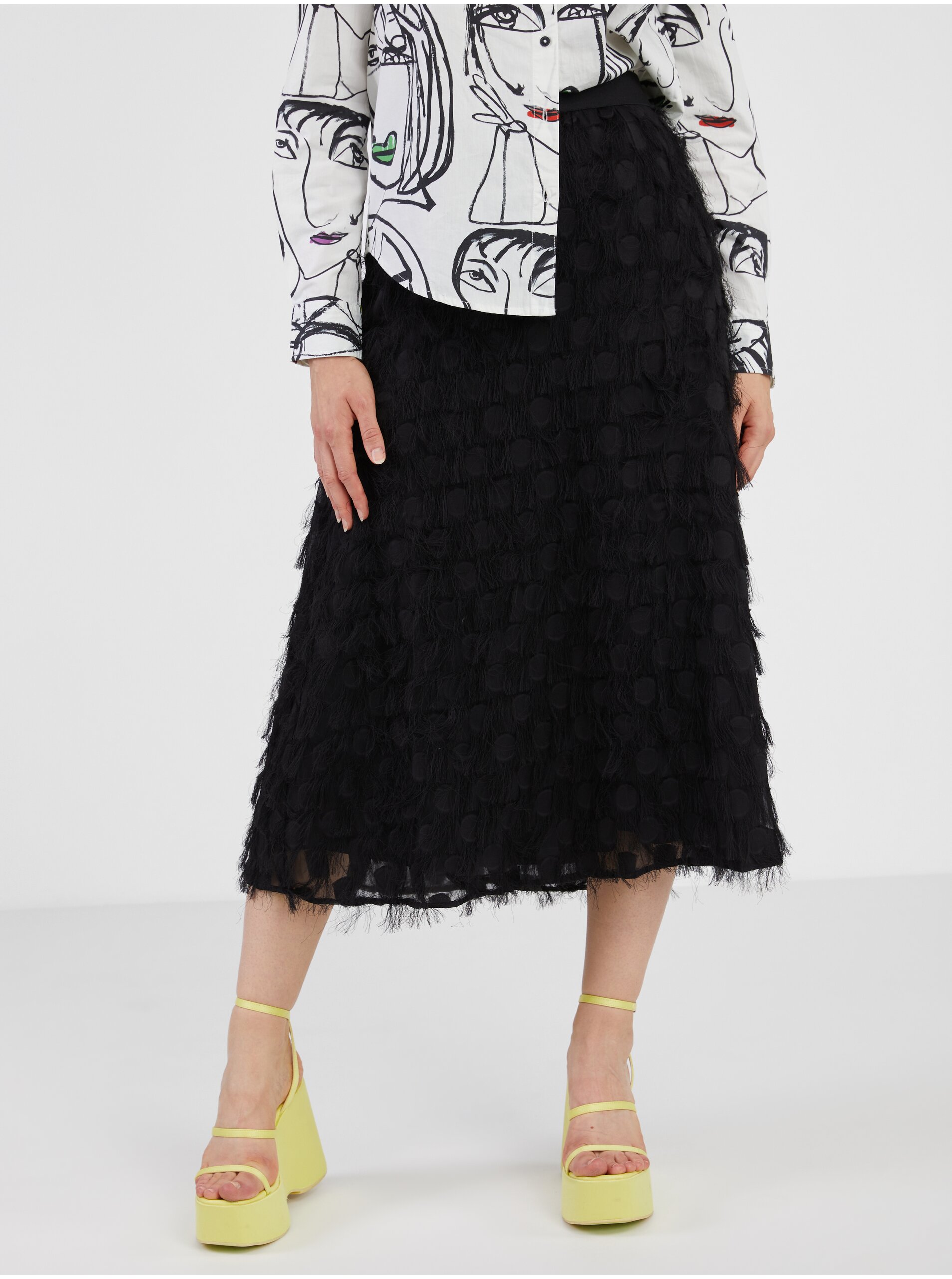 E-shop Černá dámská vzorovaná midi sukně VILA Amellia