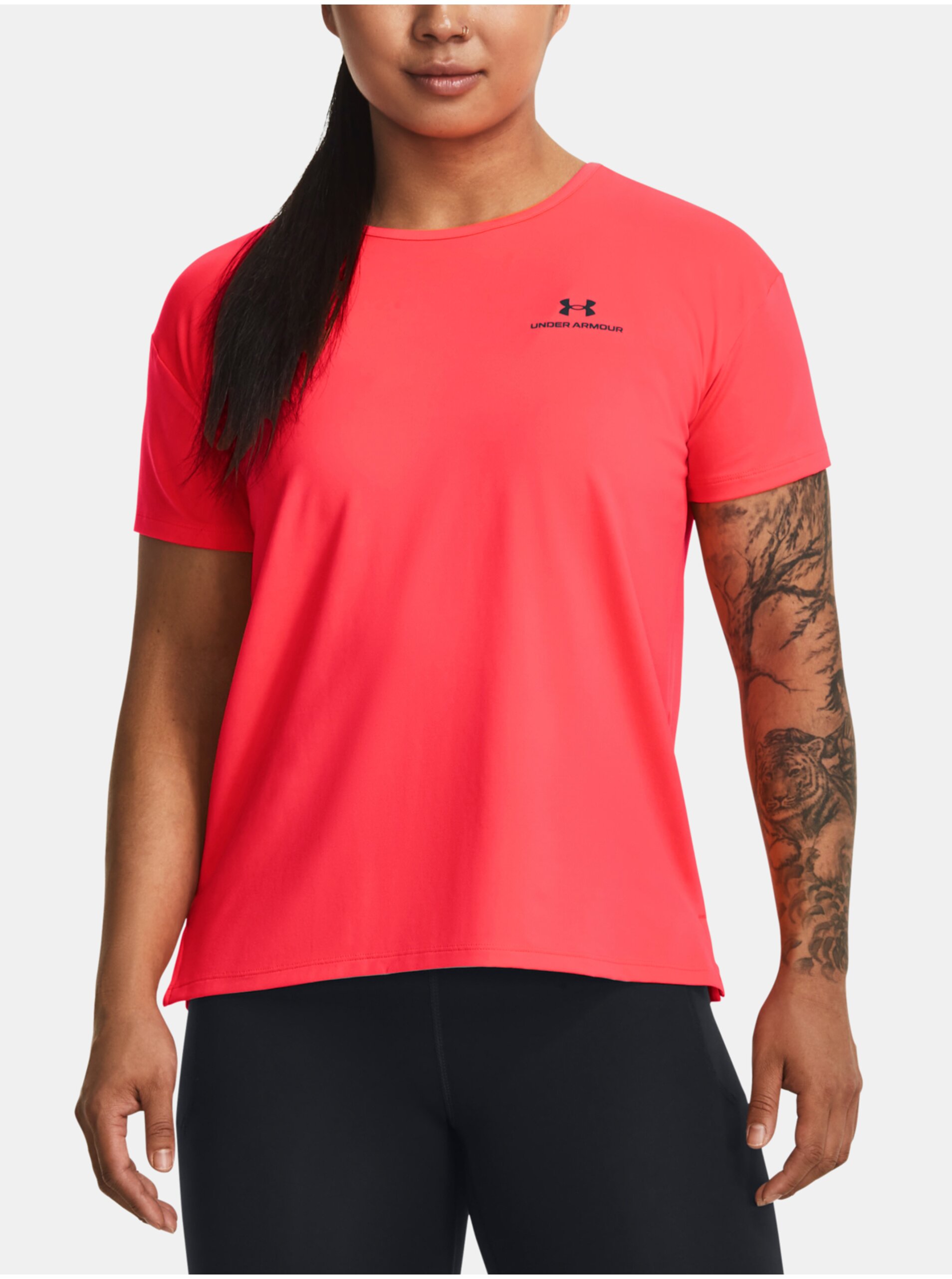 E-shop Červené dámské sportovní tričko Under Armour Rush Energy