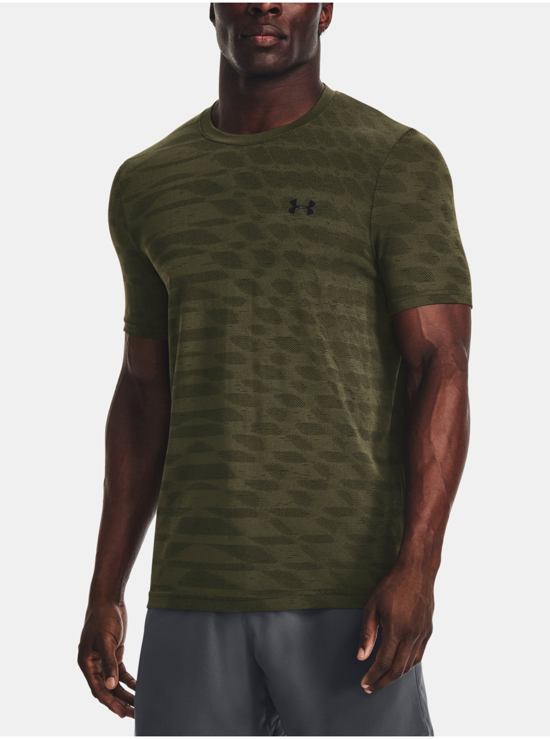 Lacno Kaki pánske vzorované športové tričko Under Armour Ripple