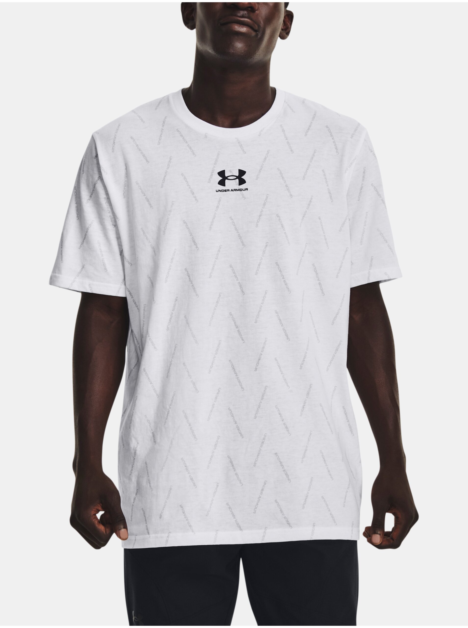 E-shop Biele pánske vzorované tričko Under Armour Elevated