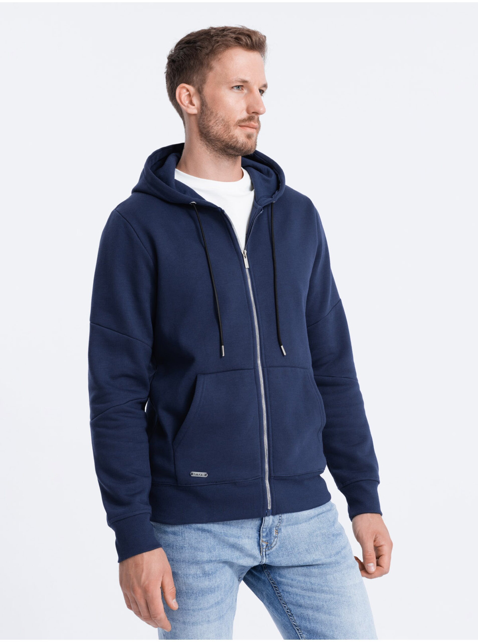 E-shop Tmavě modrá pánská mikina na zip s kapucí Ombre Clothing