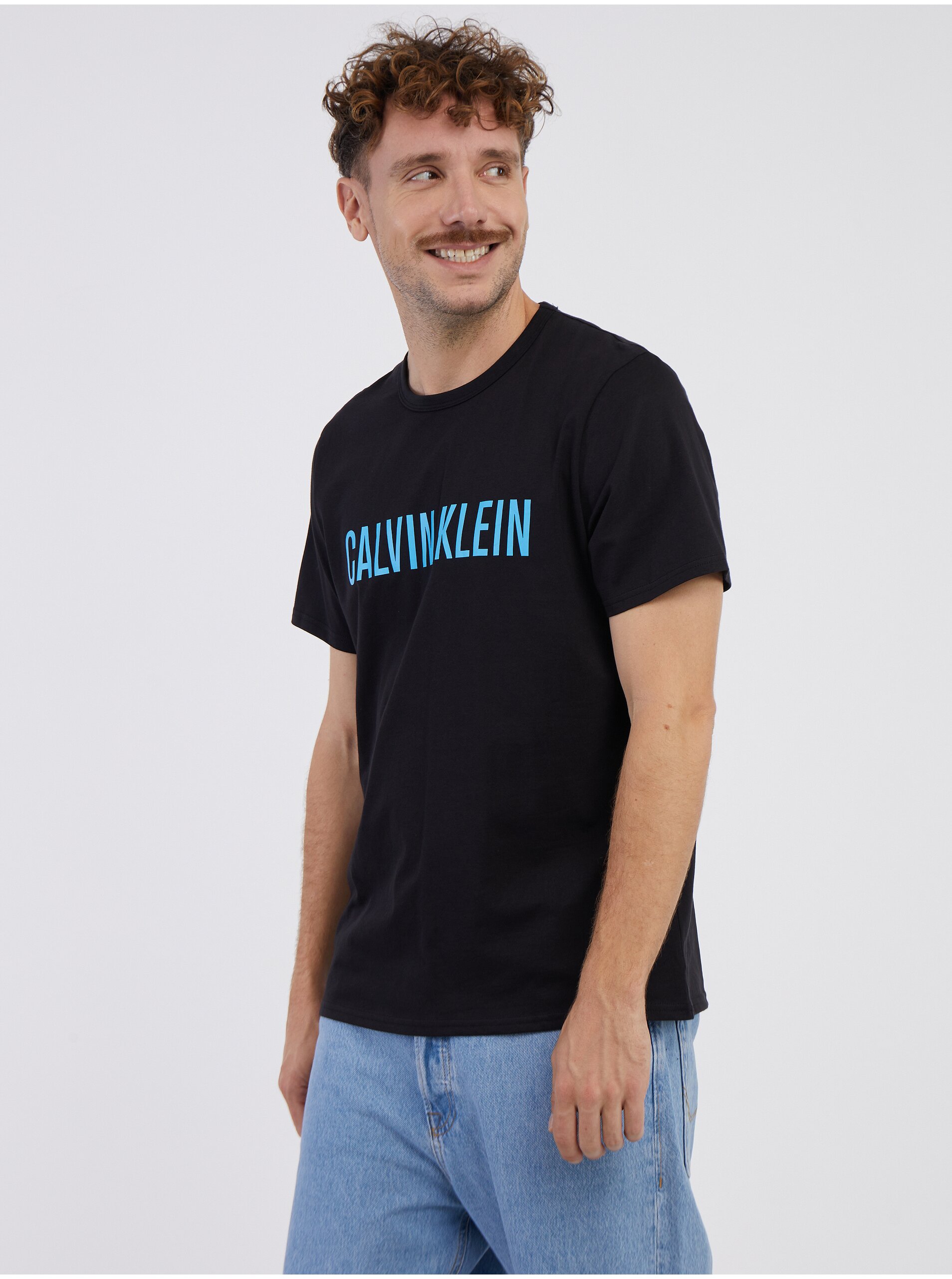 Levně Černé pánské tričko s nápisem Calvin Klein Underwear