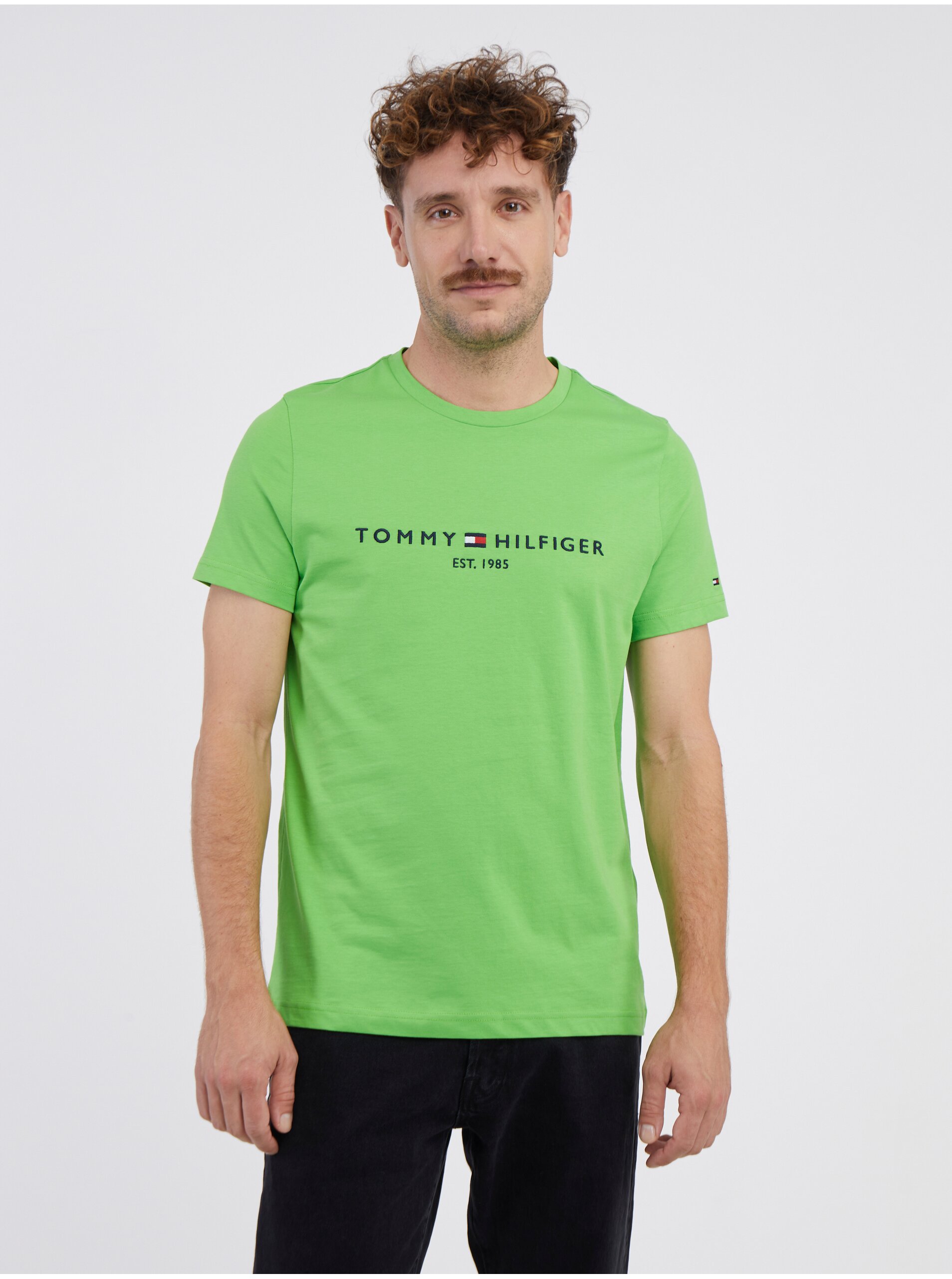 Levně Světle zelené pánské tričko Tommy Hilfiger