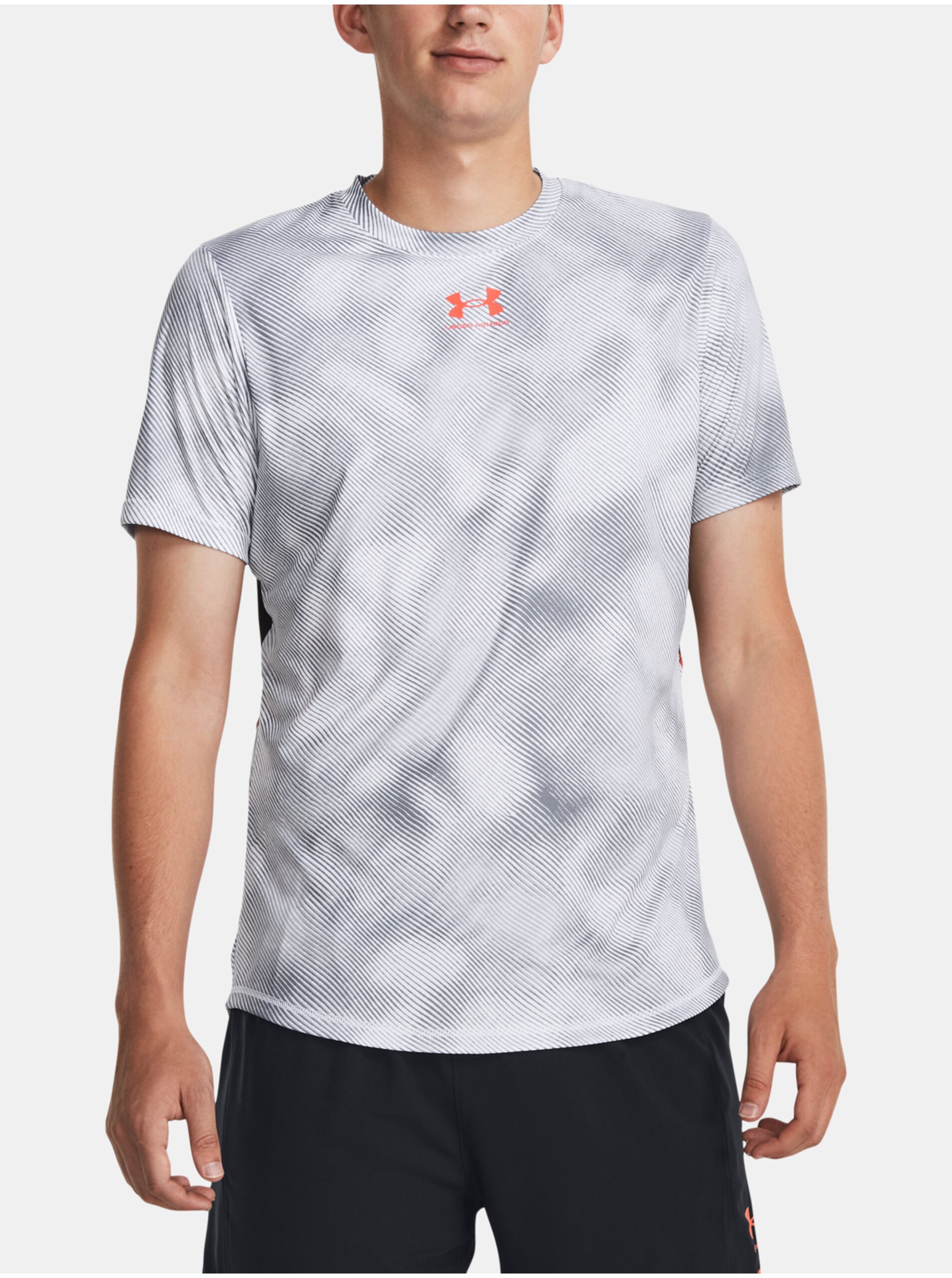 Lacno Šedo-biele pánske vzorované športové tričko Under Armour UA M's Ch. Pre Train SS PRNT