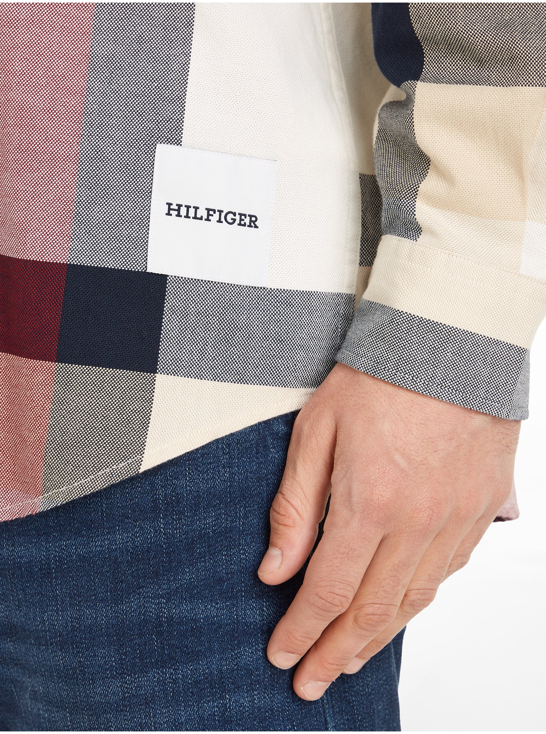 Červeno-bílá pánská kostkovaná košile Tommy Hilfiger