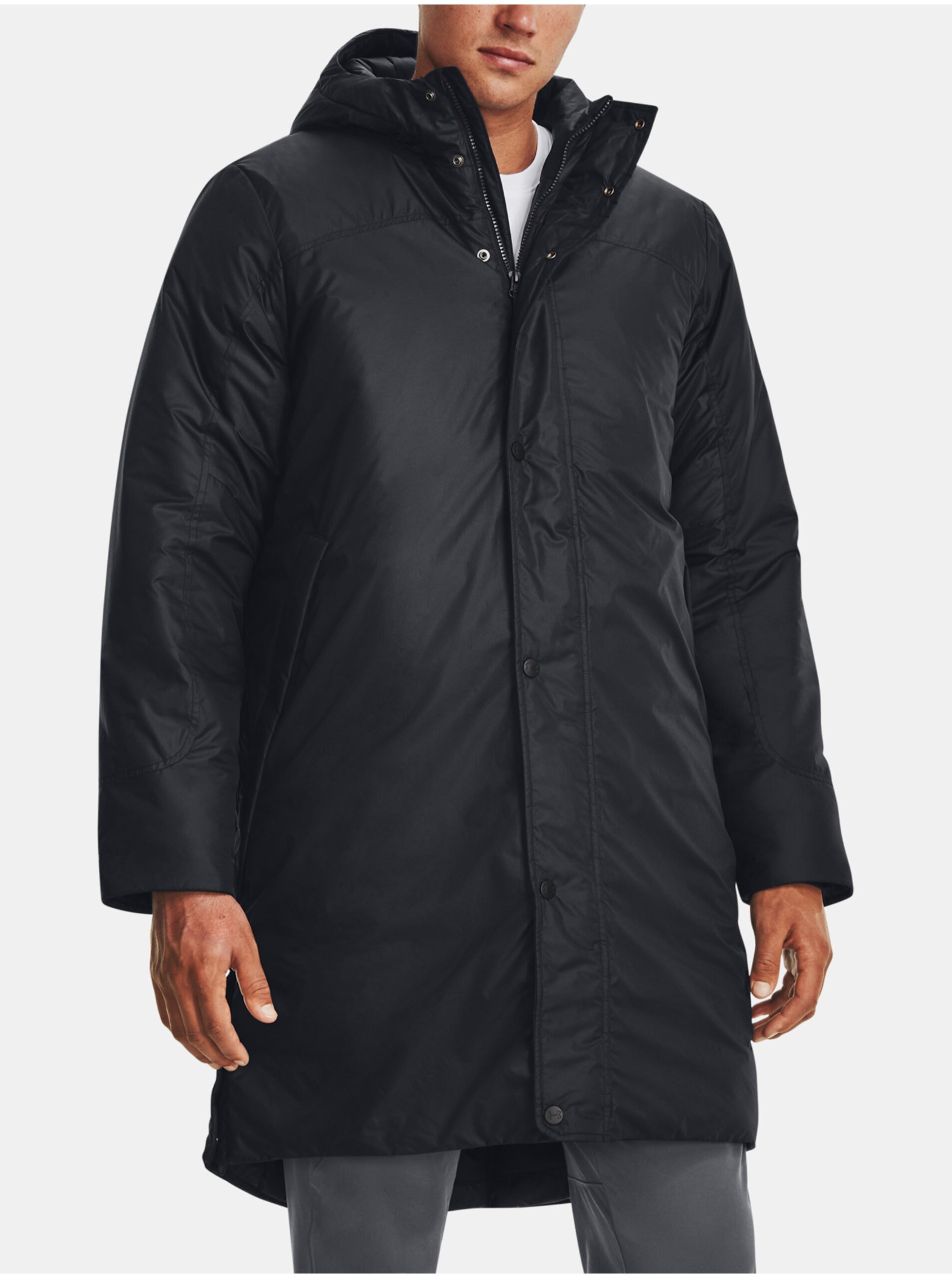 E-shop Černá zimní bunda Under Armour UA STRM INS BENCH COAT