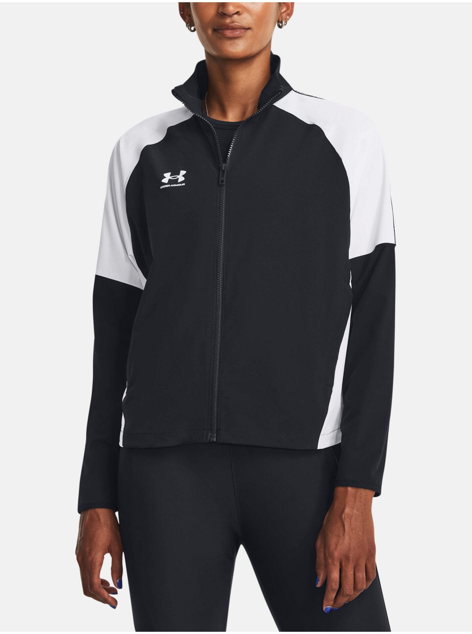 E-shop Čierna športová bunda Under Armour UA W's Ch. Pre Track Jacket