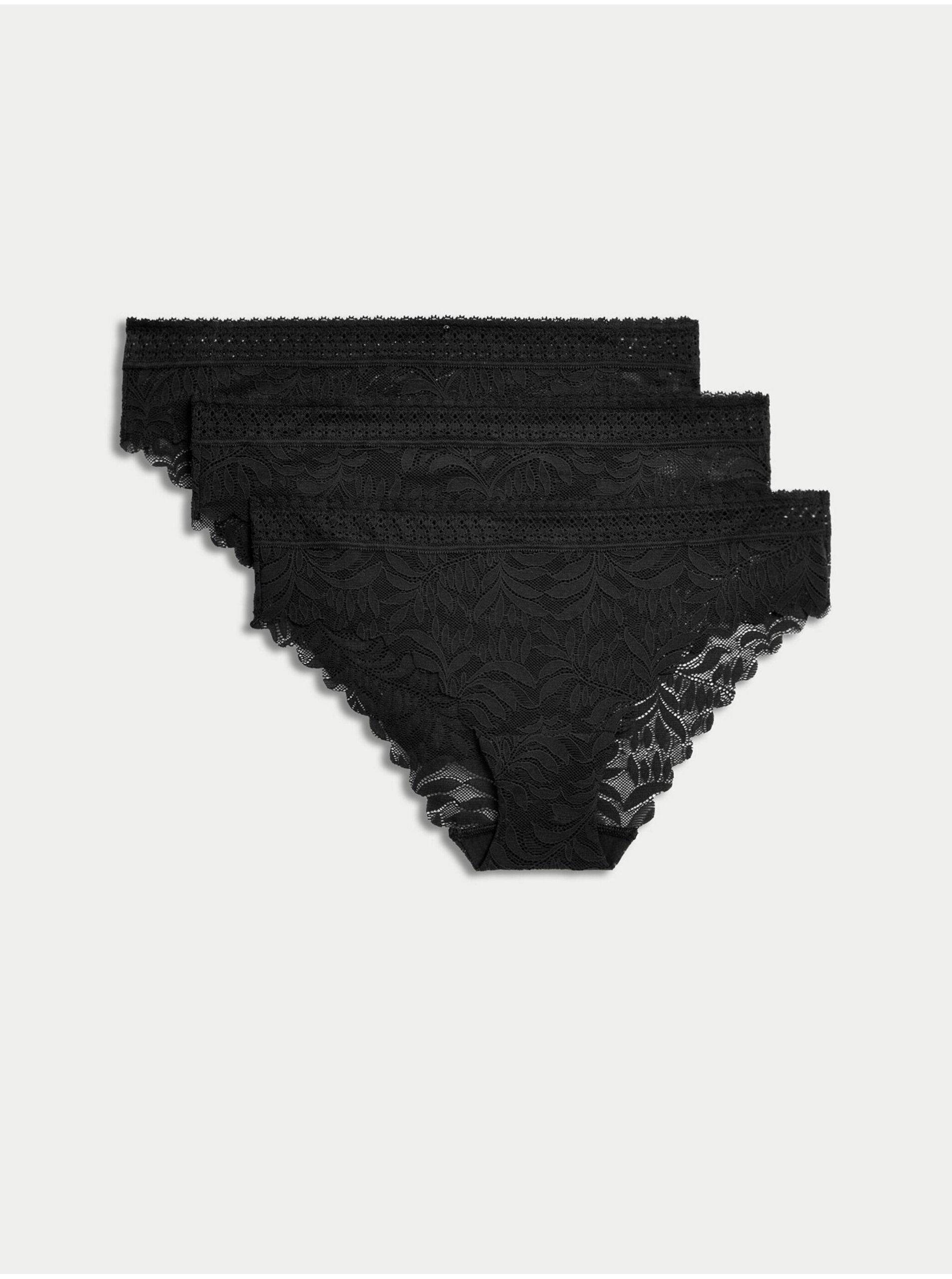 Lacno Sada troch dámskych brazílskych nohavičiek s čipkou v čiernej farbe Marks & Spencer Flexifit™