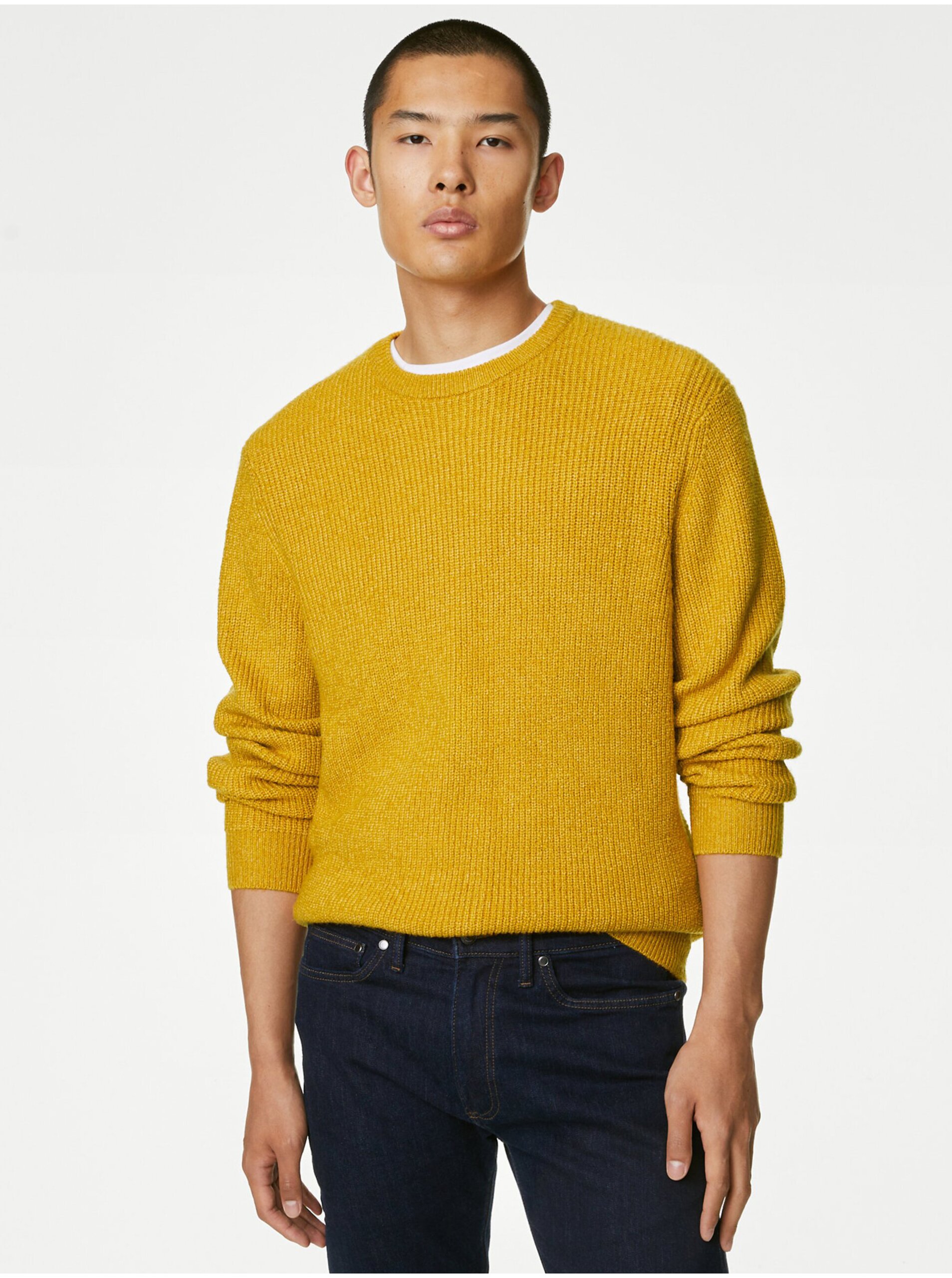 Levně Žlutý pánský basic svetr Marks & Spencer