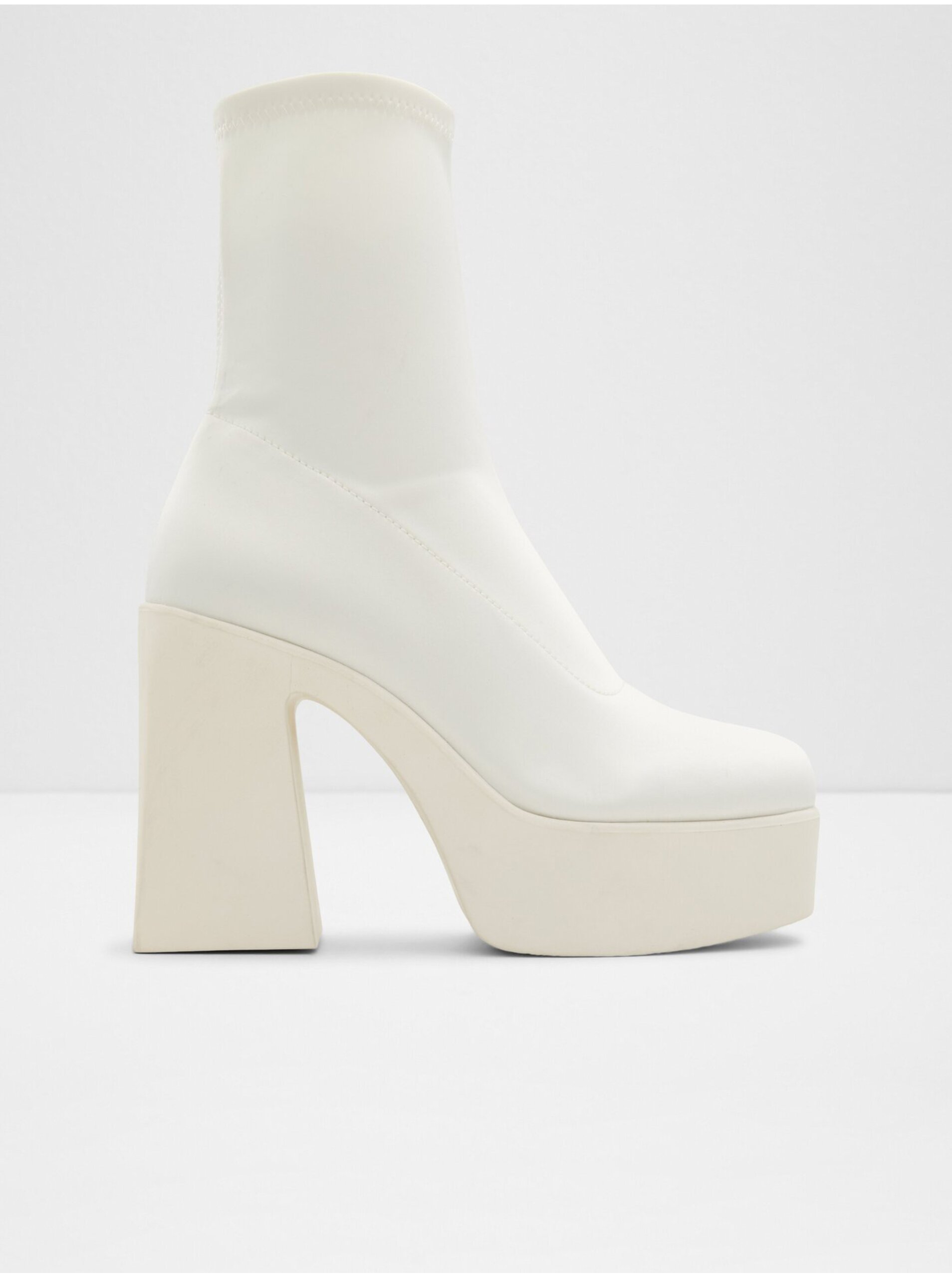 Levně Bílé dámské kotníkové boty na platformě ALDO Grandstep