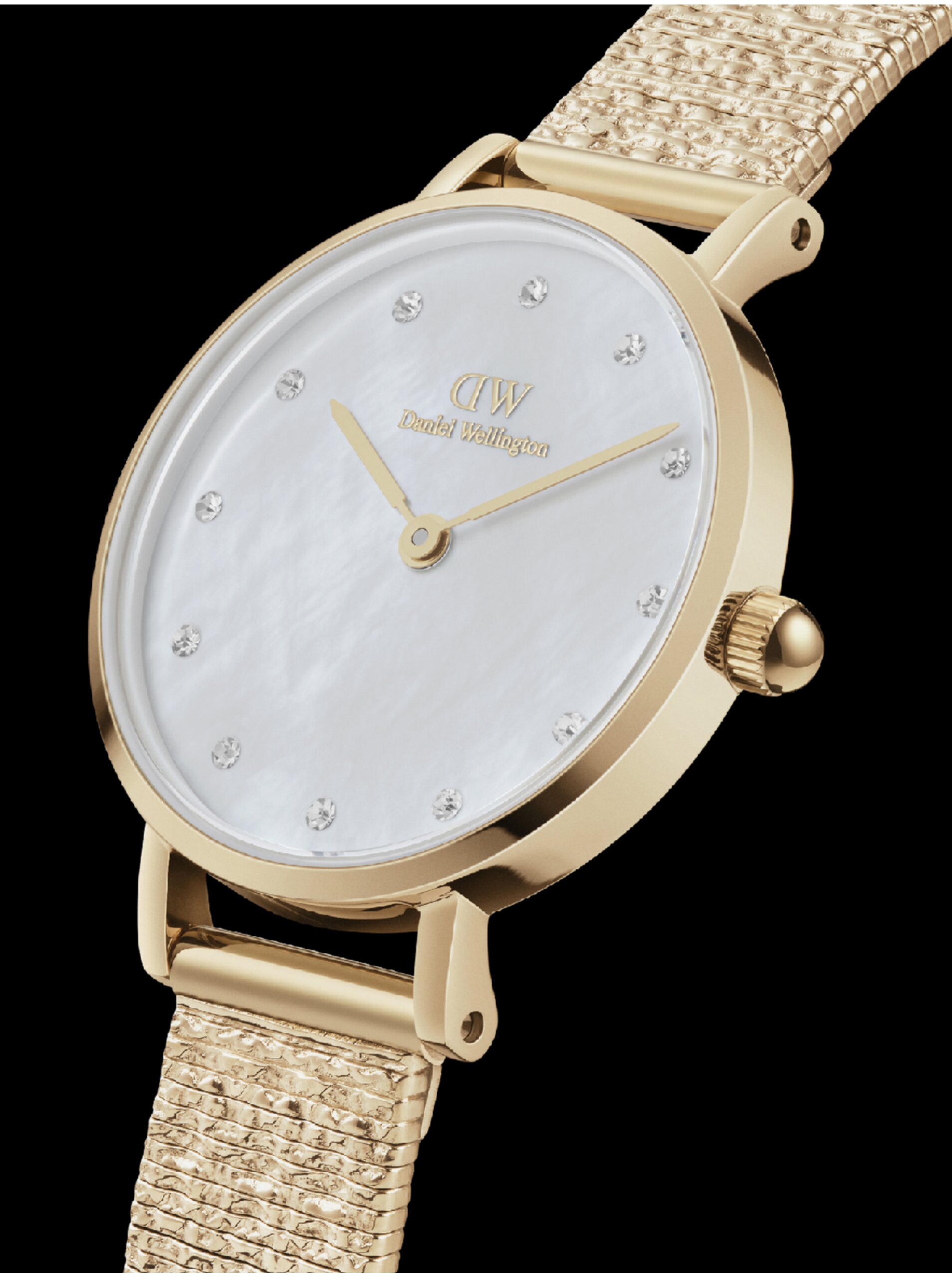 Lacno Dámske hodinky v zlatej farbe Daniel Wellington Petite Lumine