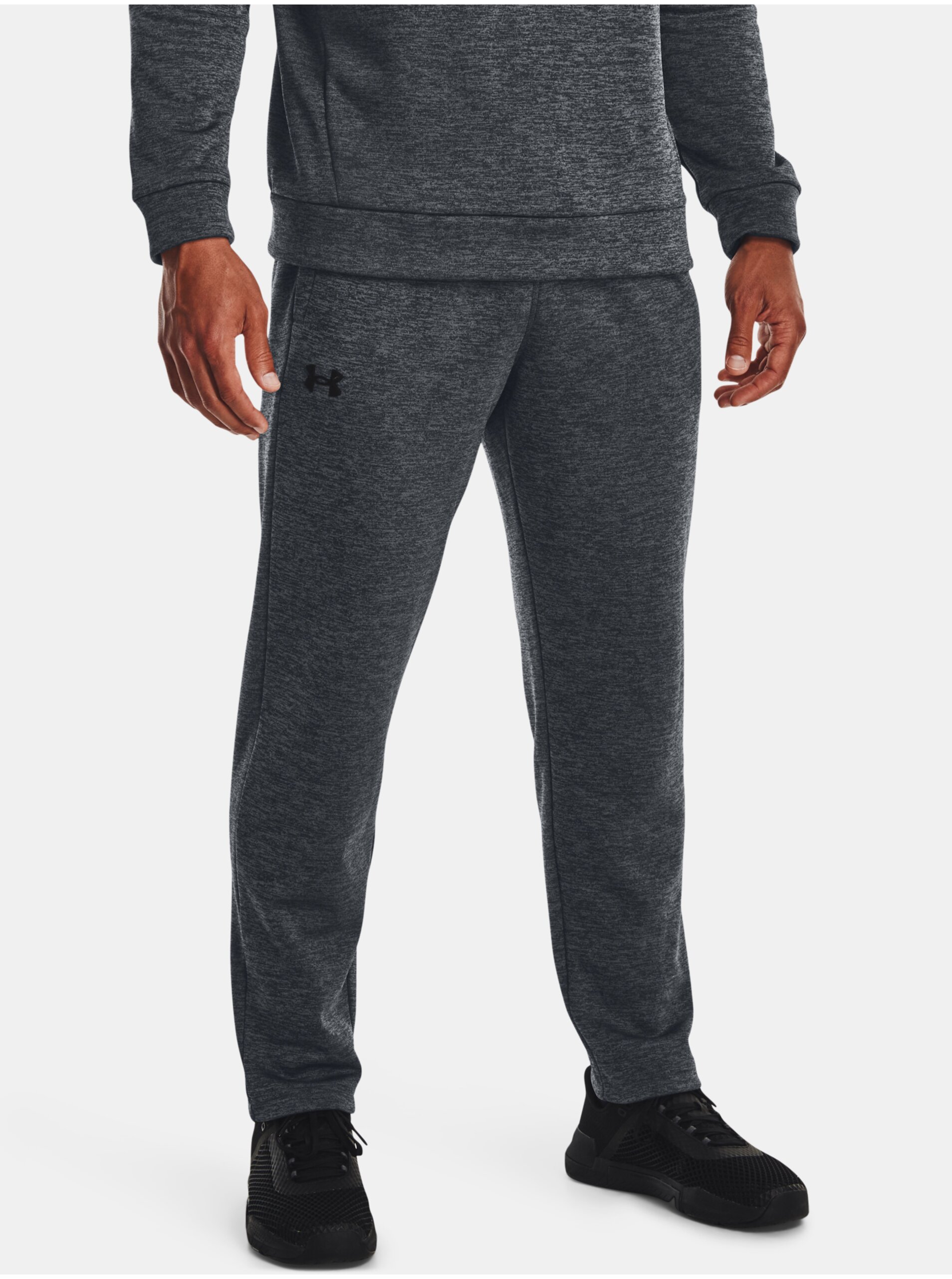 E-shop Tmavě šedé sportovní kalhoty Under Armour UA Armour Fleece Twist Pants