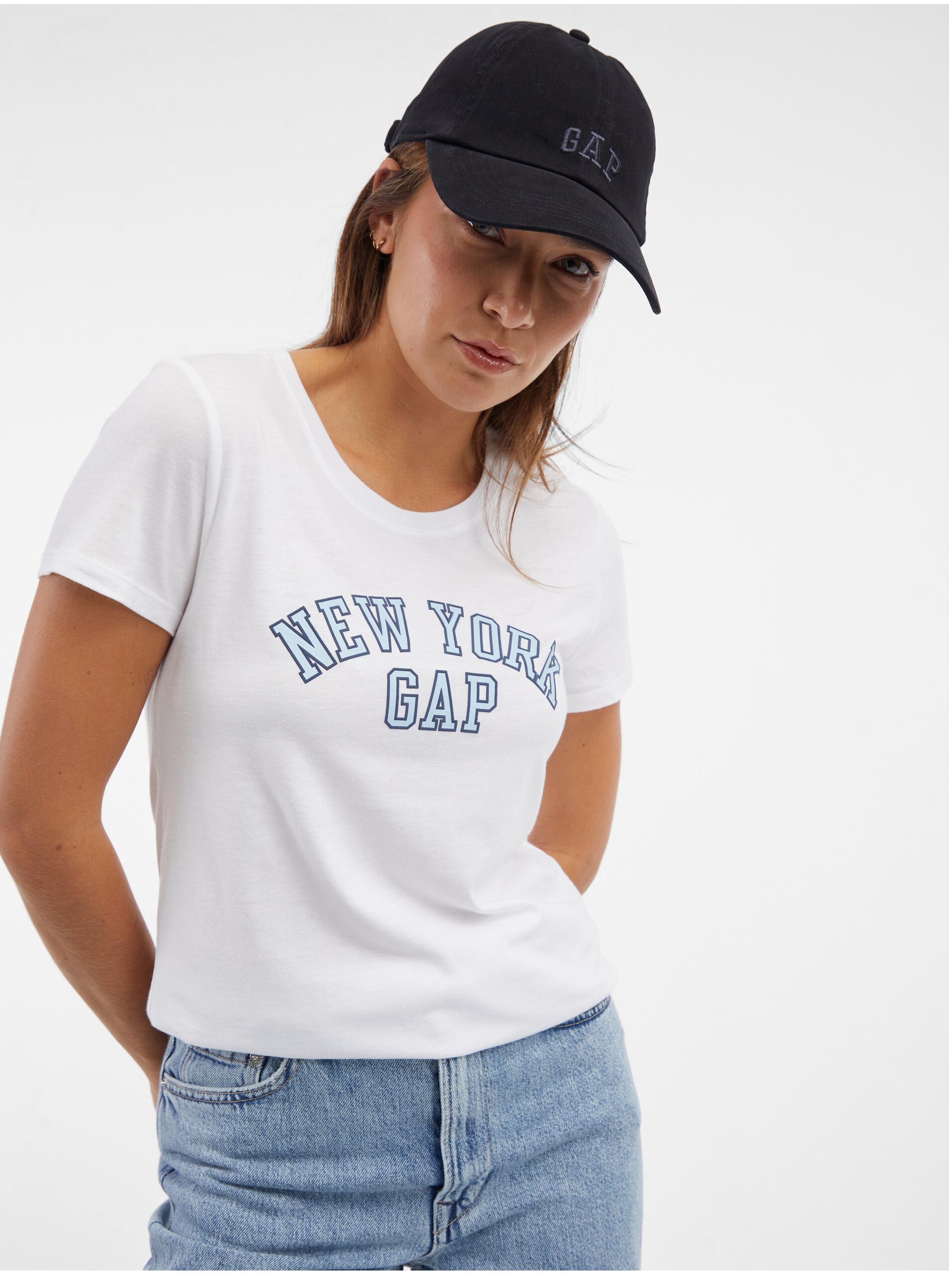Levně Bílé dámské tričko s potiskem GAP New York
