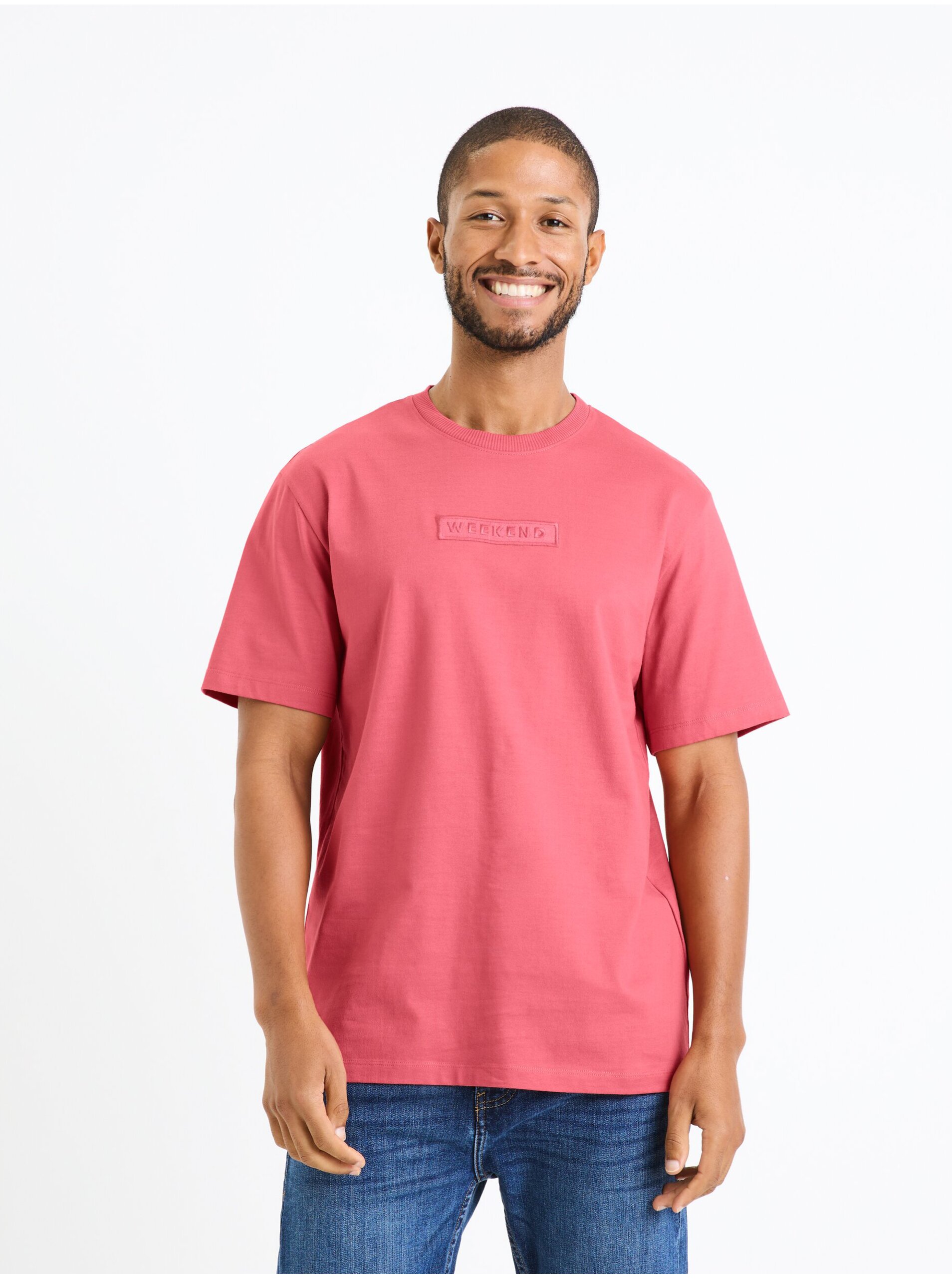 Lacno Tmavo ružové pánske tričko Celio Fedeton