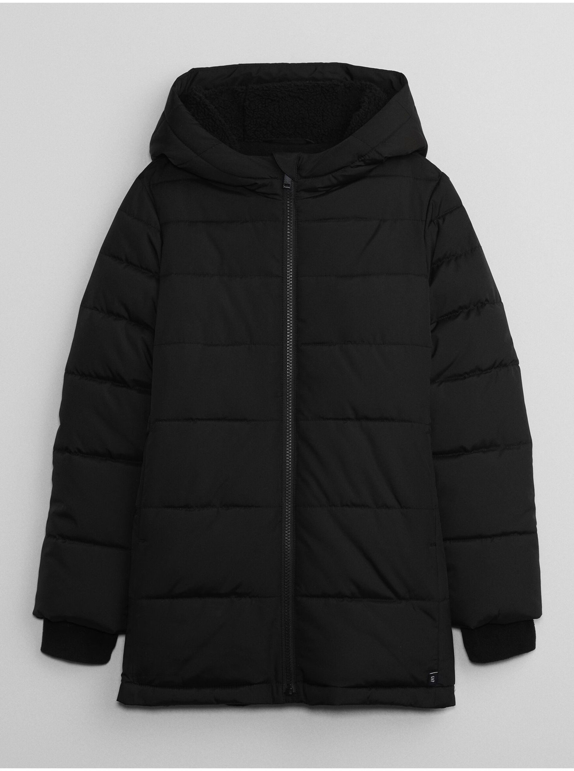 Levně Černá dětská prošívaná zimní bunda s kapucí GAP