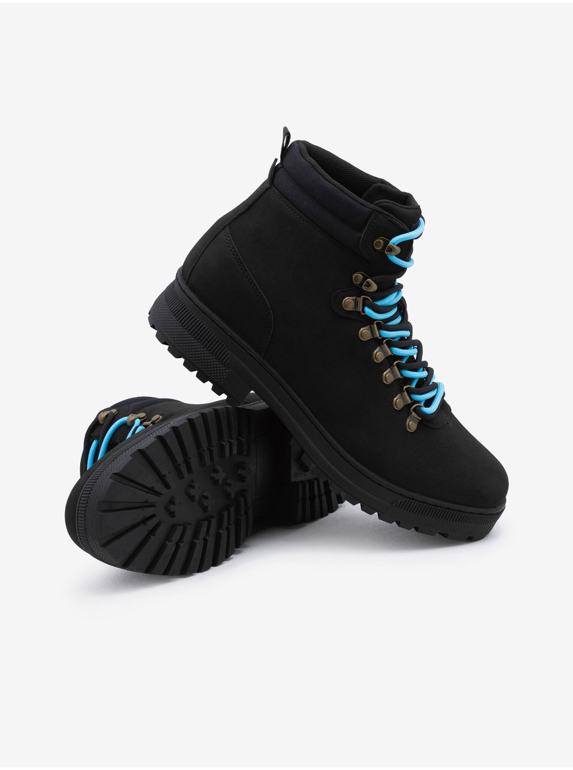 Lacno Čierne pánske zimné outdoorové topánky Ombre Clothing