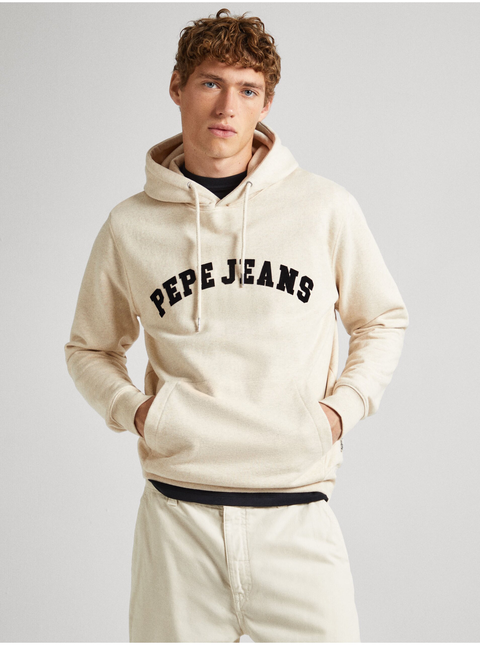 E-shop Krémová pánská mikina s kapucí Pepe Jeans