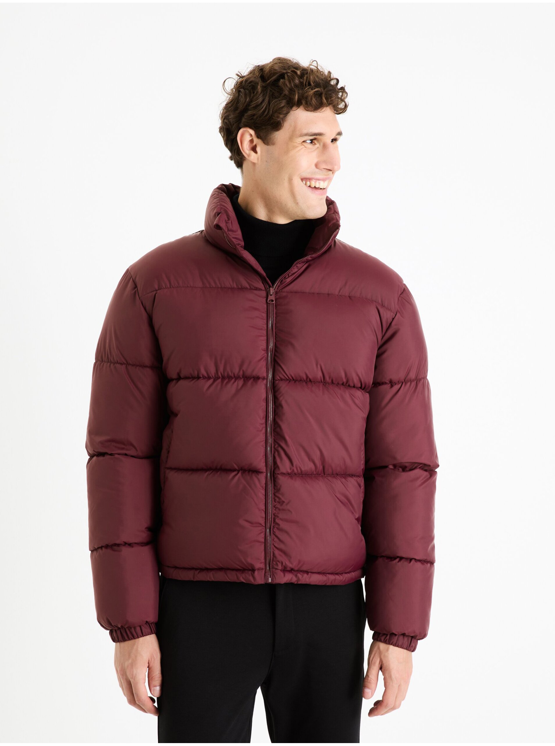 E-shop Vínová pánská prošívaná zimní bunda Celio Fuparigi
