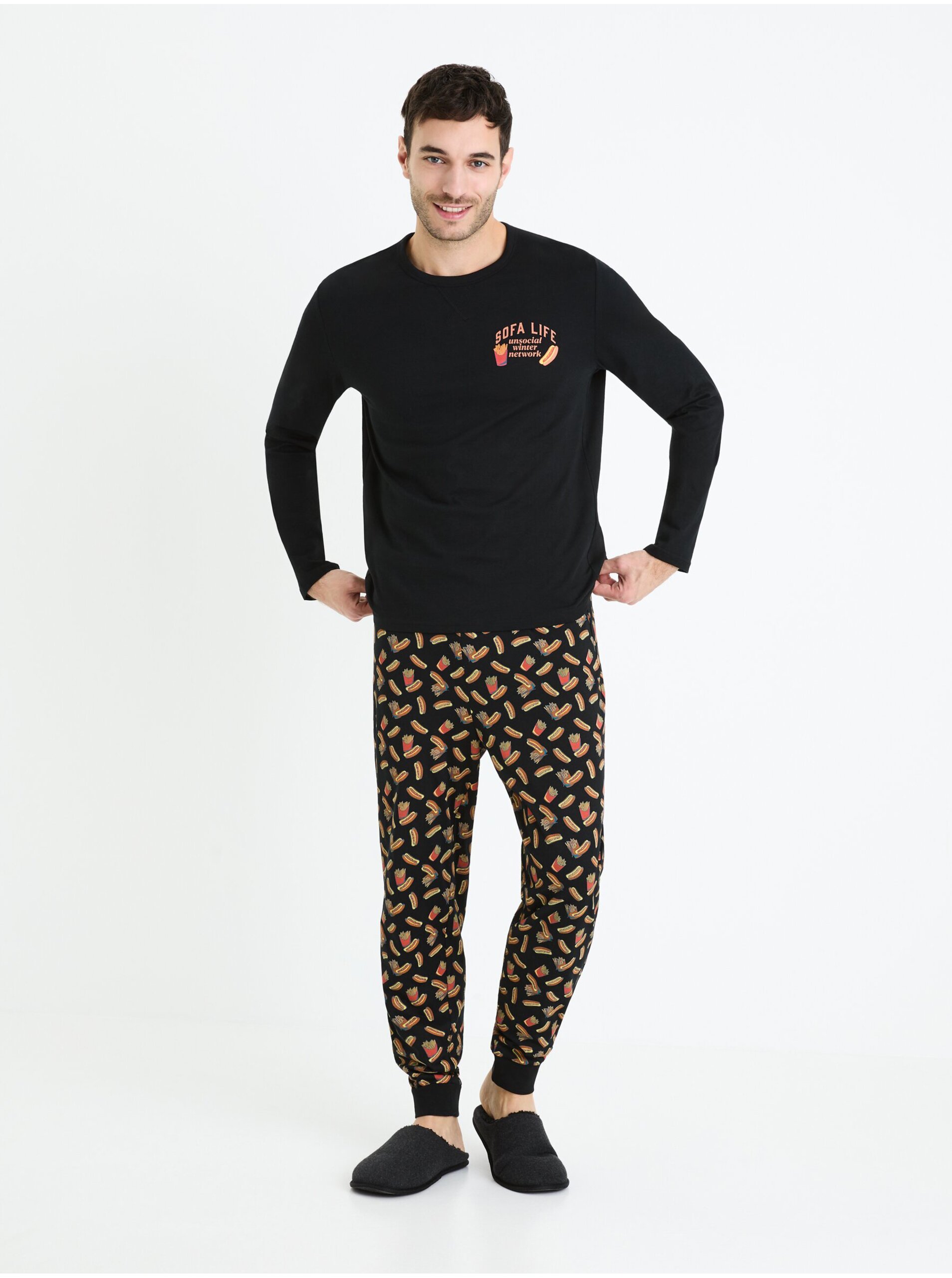 Levně Černé pánské vzorované pyžamo v dárkovém balení Celio Hot Dog