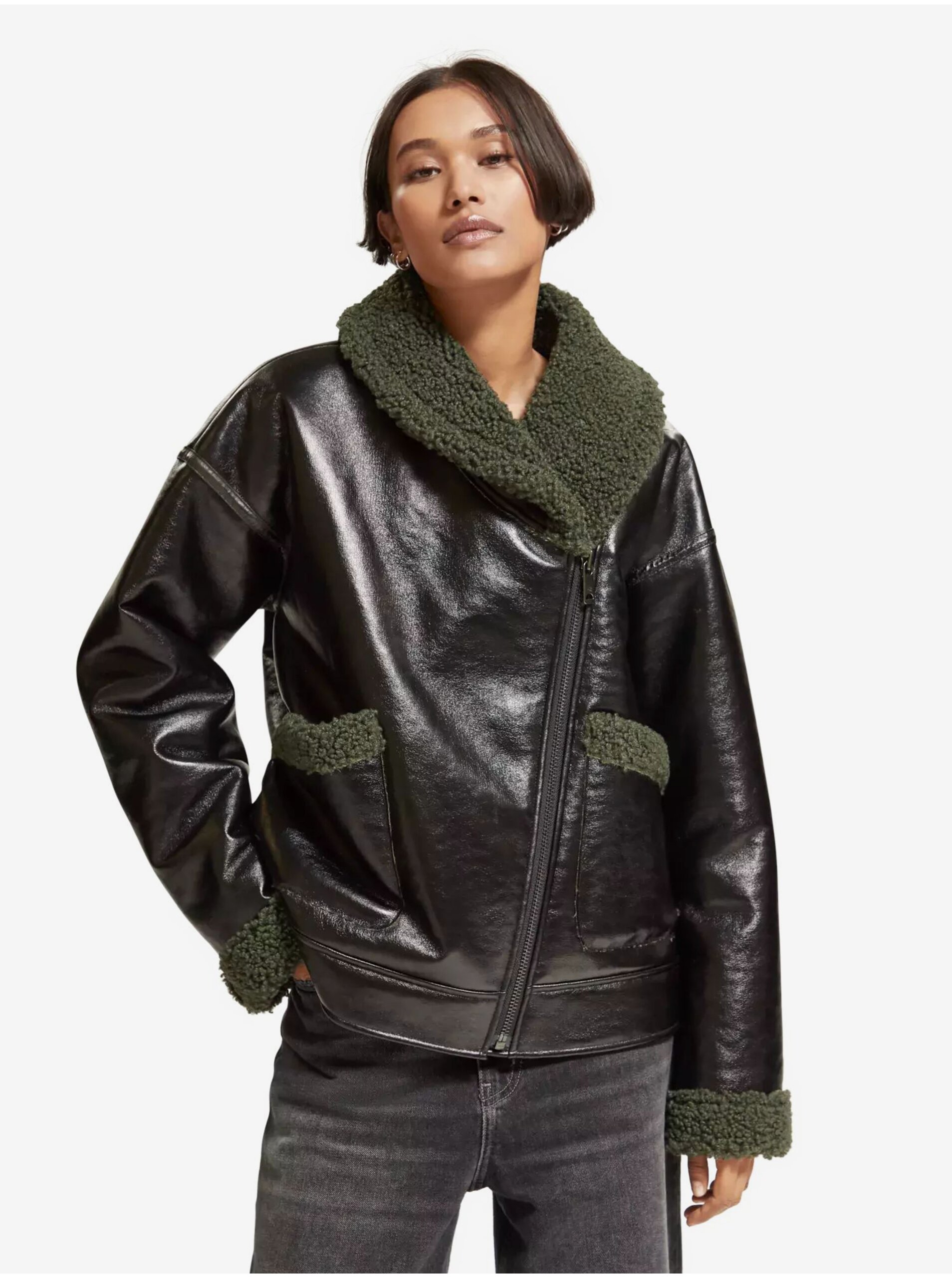 E-shop Černá dámská zimní koženková bunda s umělým kožíškem Scotch & Soda