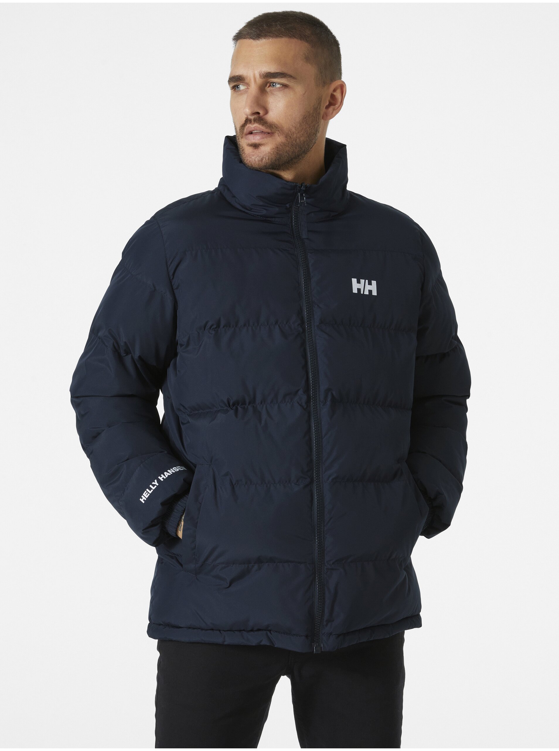 Levně Tmavě modrá pánská oboustranná zimní prošívaná bunda HELLY HANSEN YU 23 REVERSIBLE PUFFER