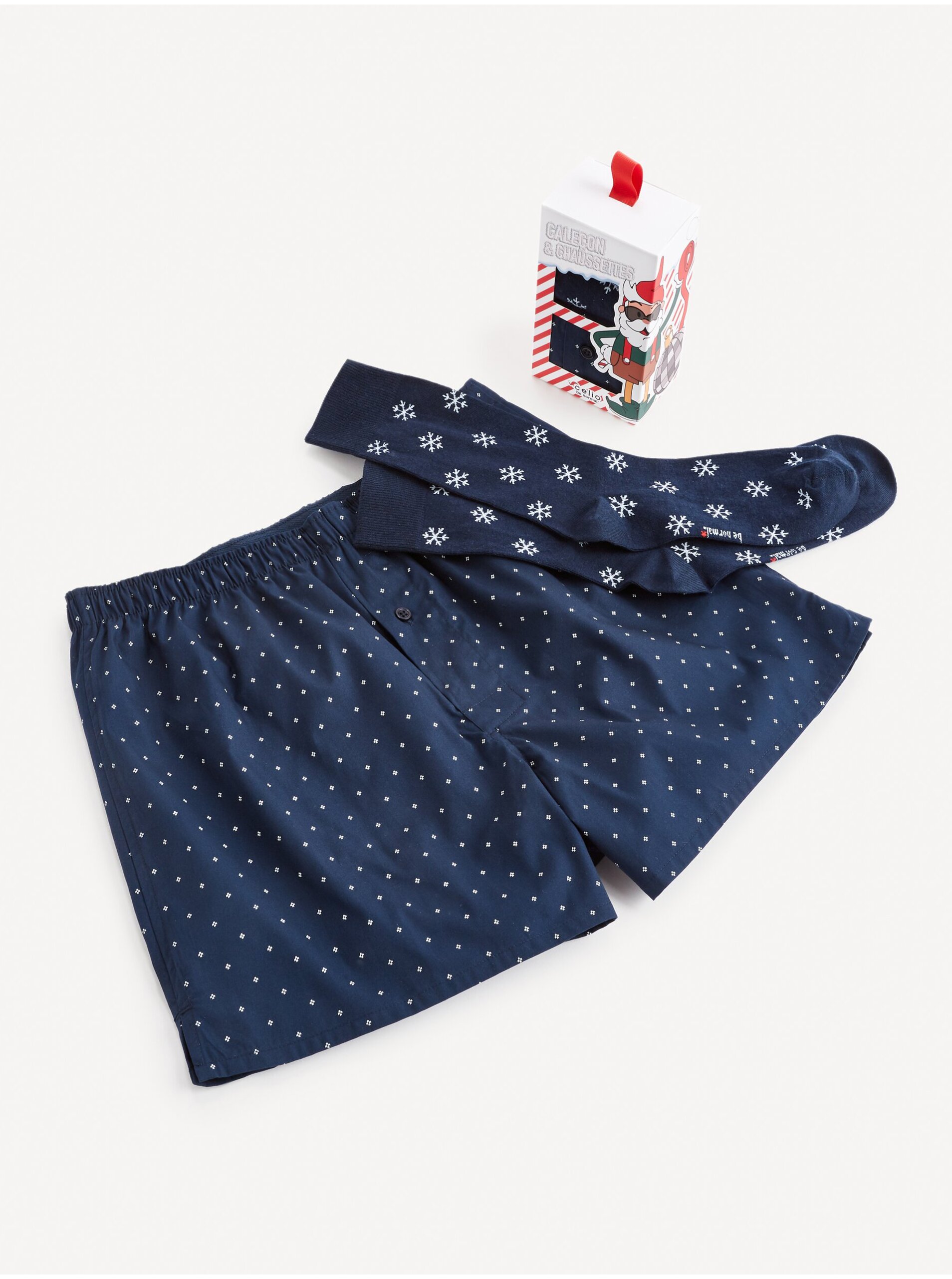 E-shop Súprava tmavomodrých pánskych trenírok a ponožiek v darčekovom balení Celio