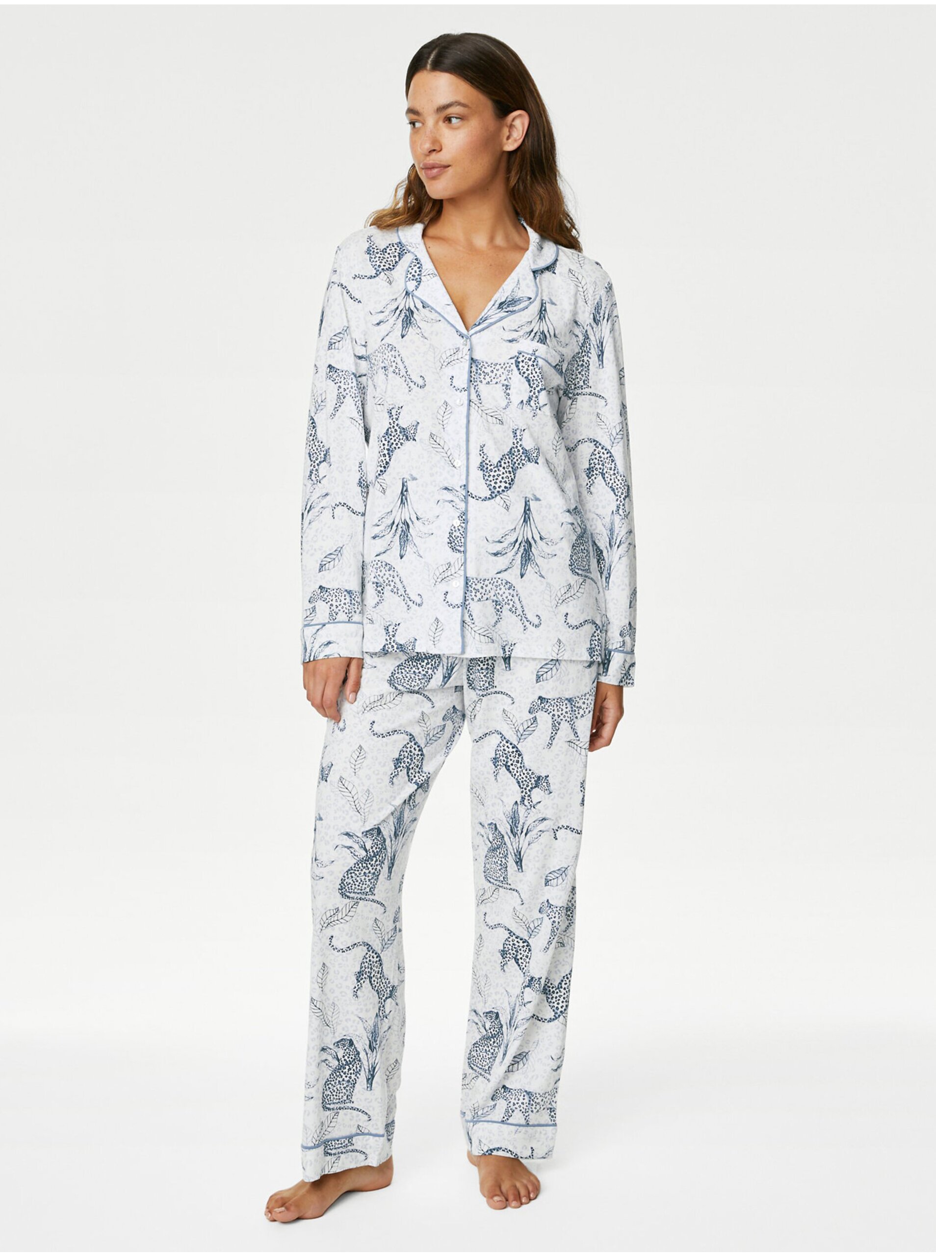 Levně Modro-bílé dámské vzorované pyžamo Marks & Spencer
