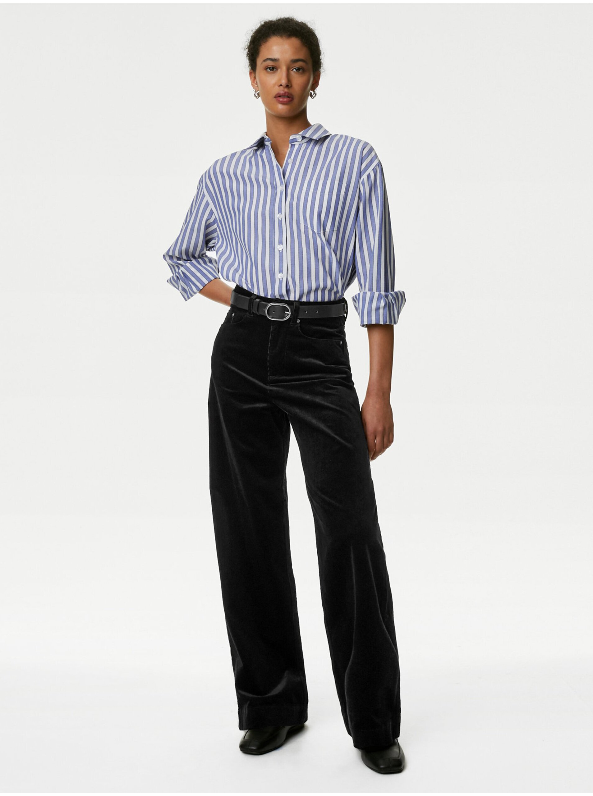 Levně Černé dámské široké manšestrové kalhoty Marks & Spencer