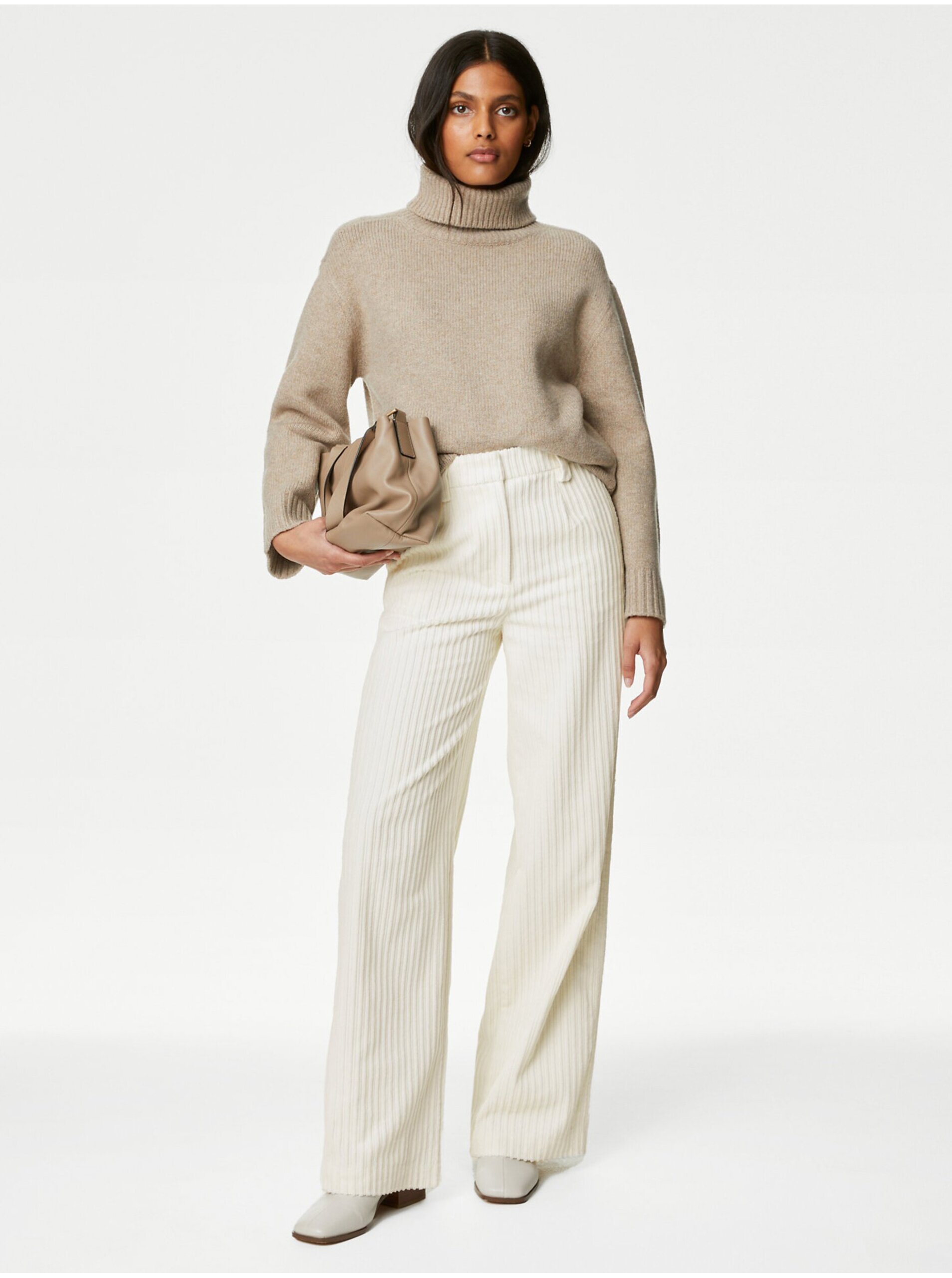 Levně Krémové dámské široké manšestrové kalhoty Marks & Spencer