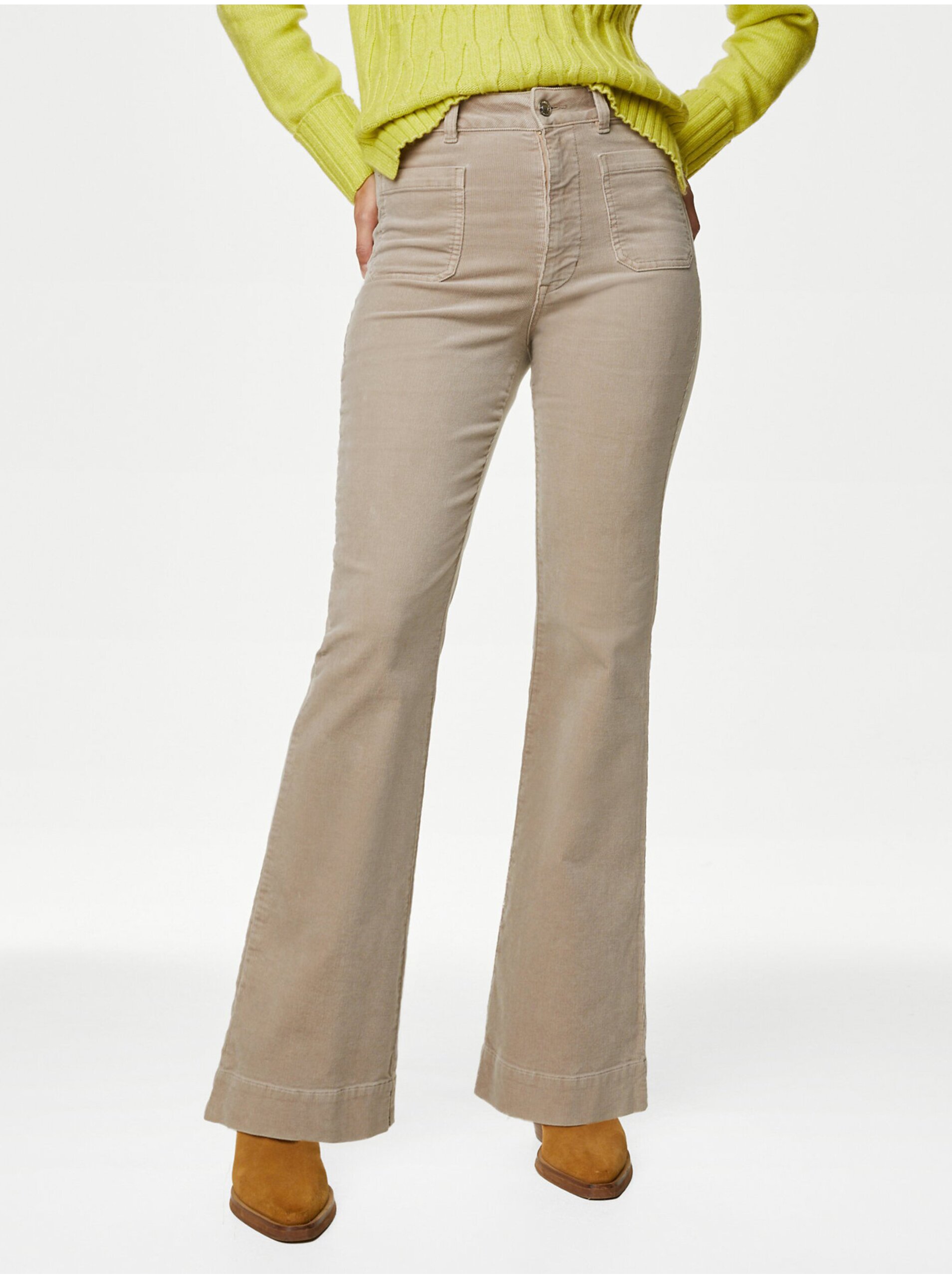 Levně Béžové dámské manšestrové flared fit kalhoty s vysokým pasem Marks & Spencer