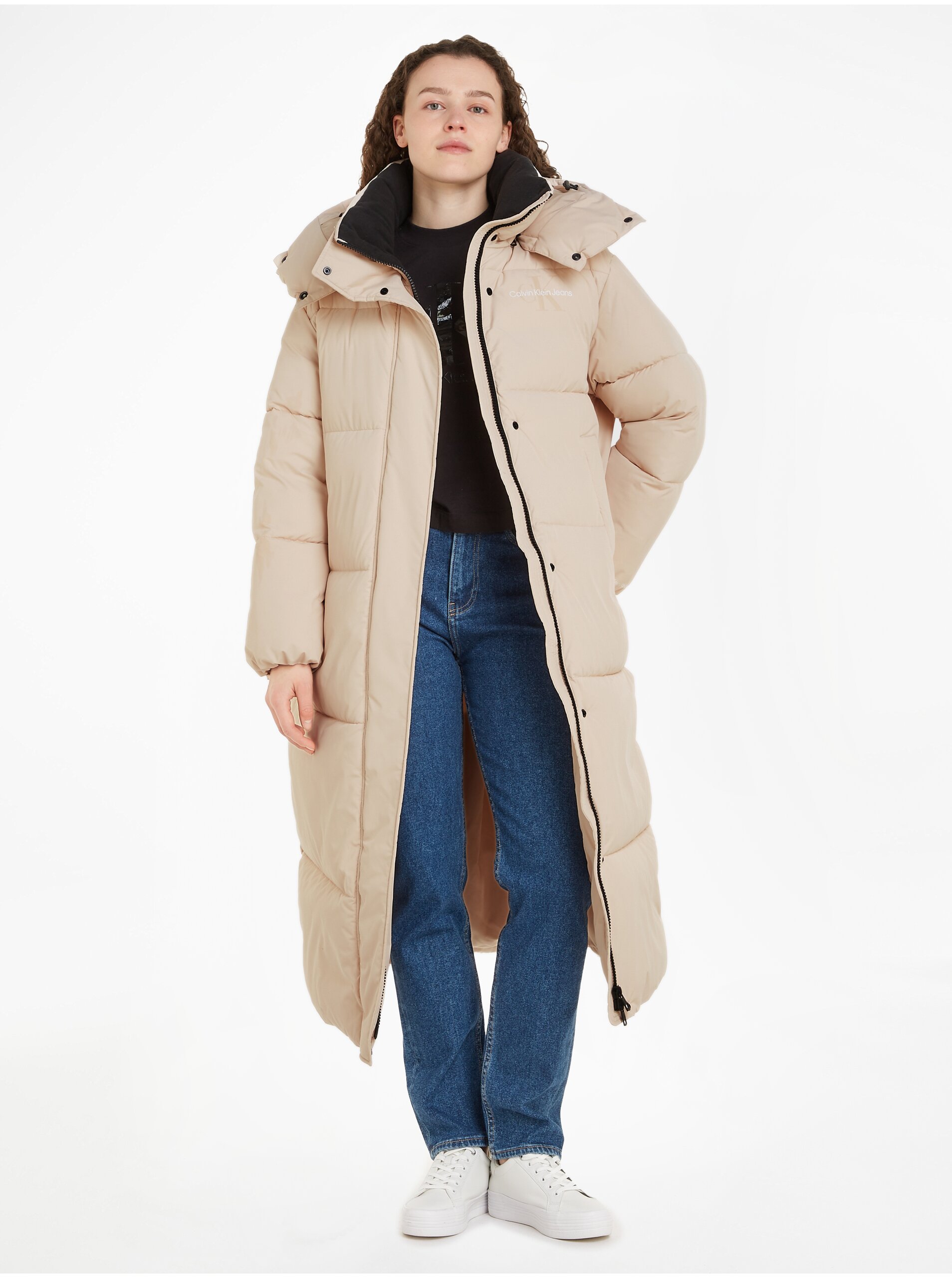 Levně Béžový dámský prošívaný oversize kabát Calvin Klein Jeans