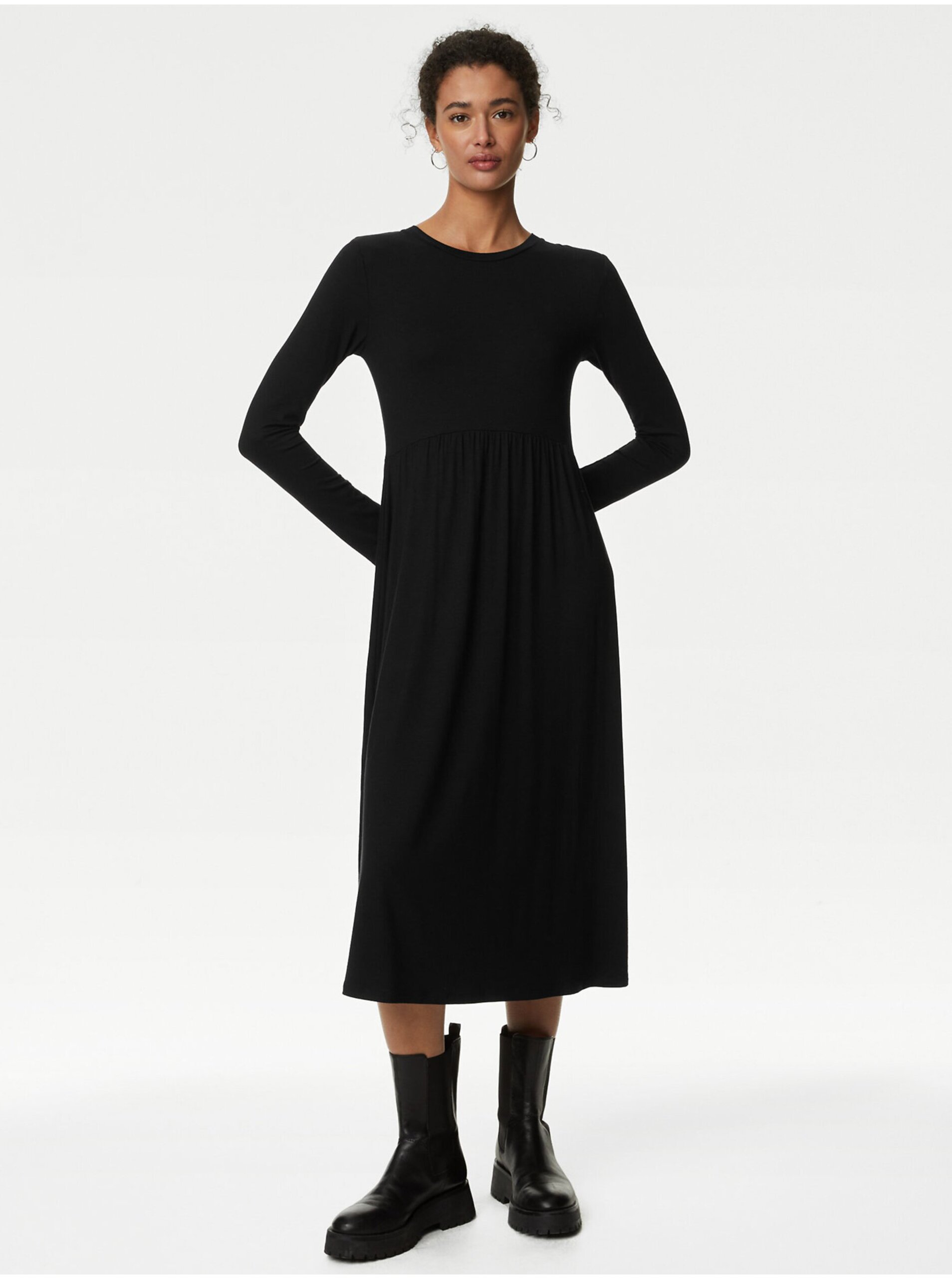Lacno Čierne dámske džersejové midi šaty Marks & Spencer