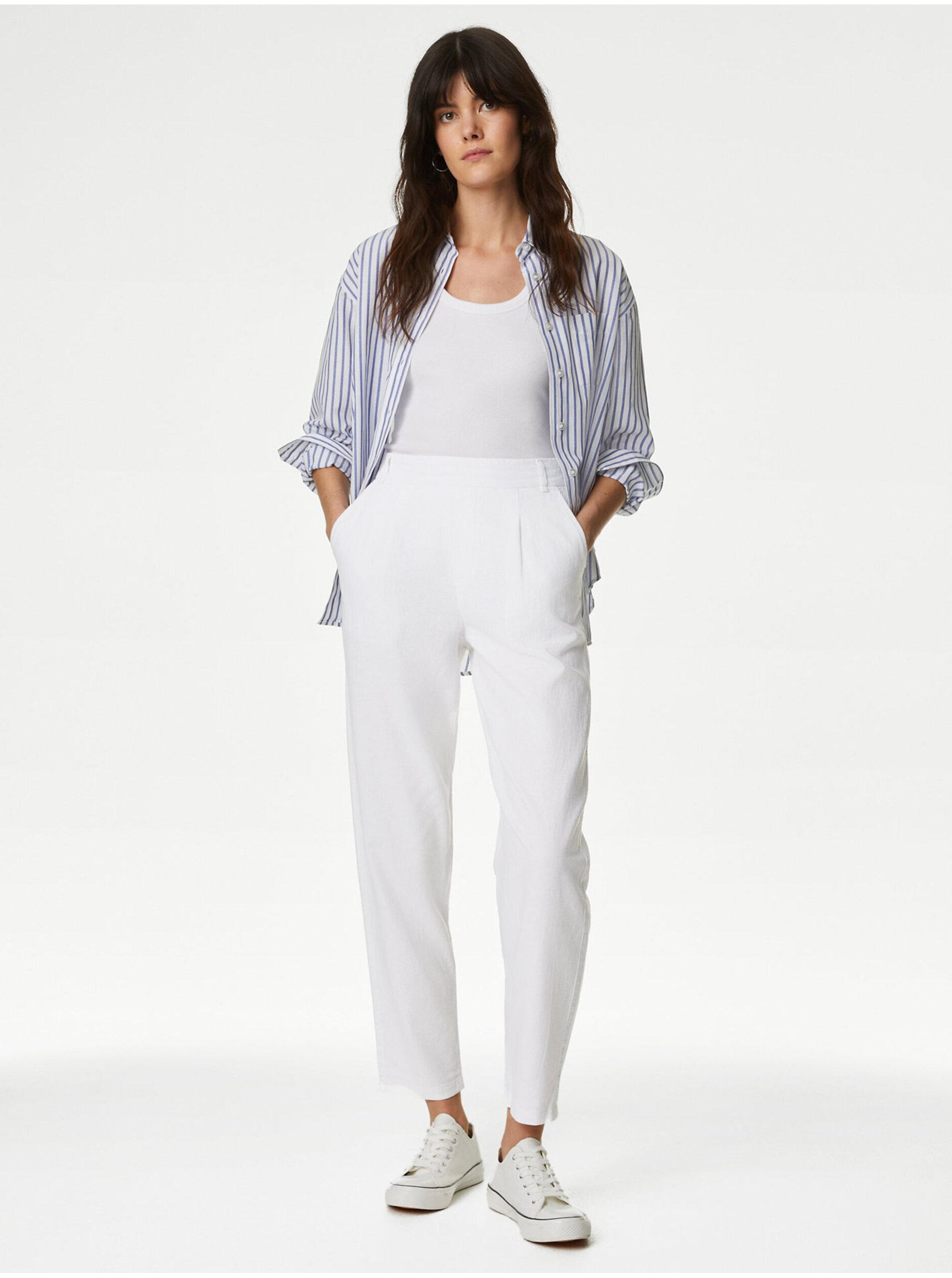 Levně Bílé dámské kalhoty s příměsí lnu Marks & Spencer