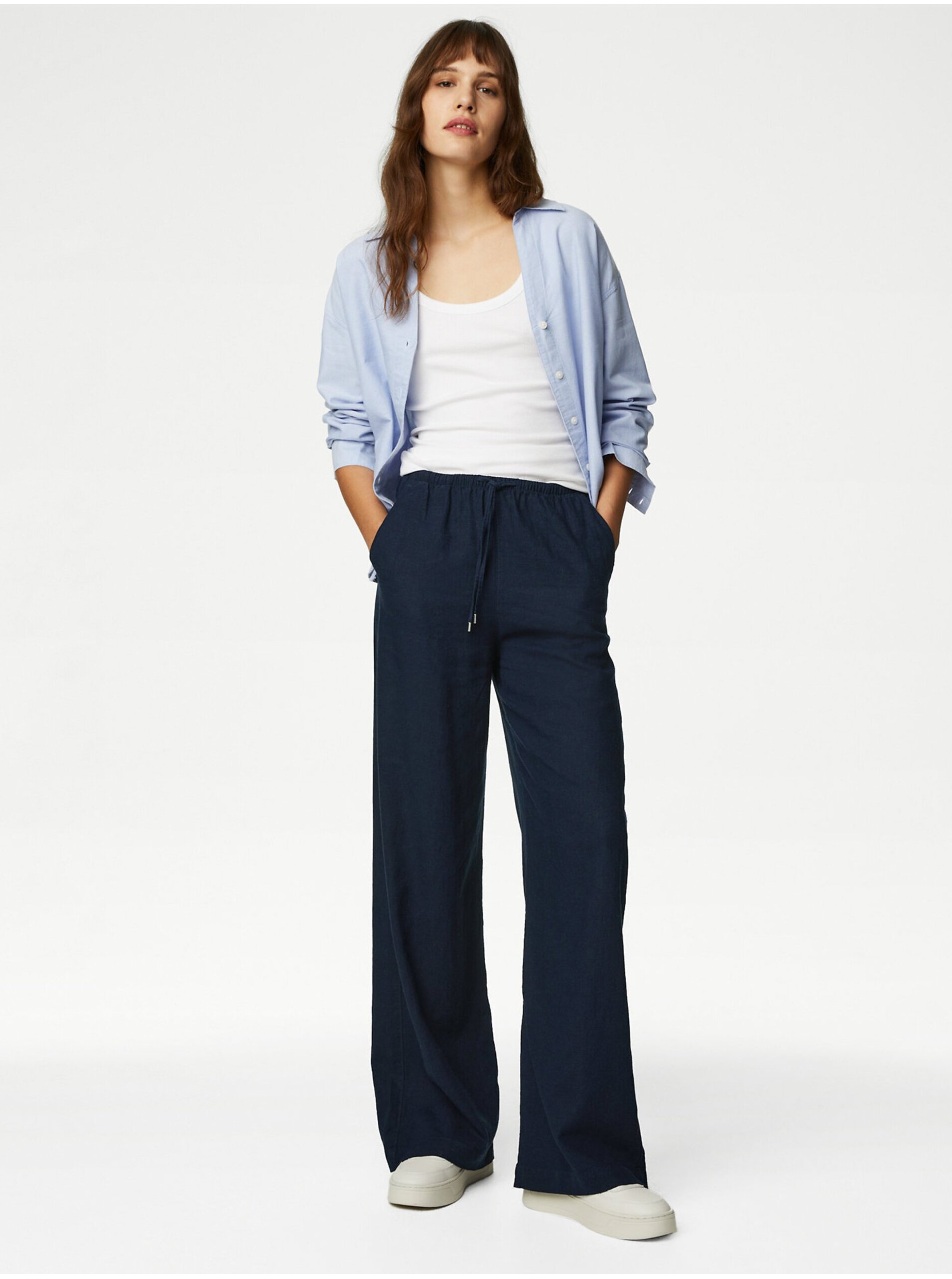E-shop Tmavě modré dámské široké kalhoty s příměsí lnu Marks & Spencer