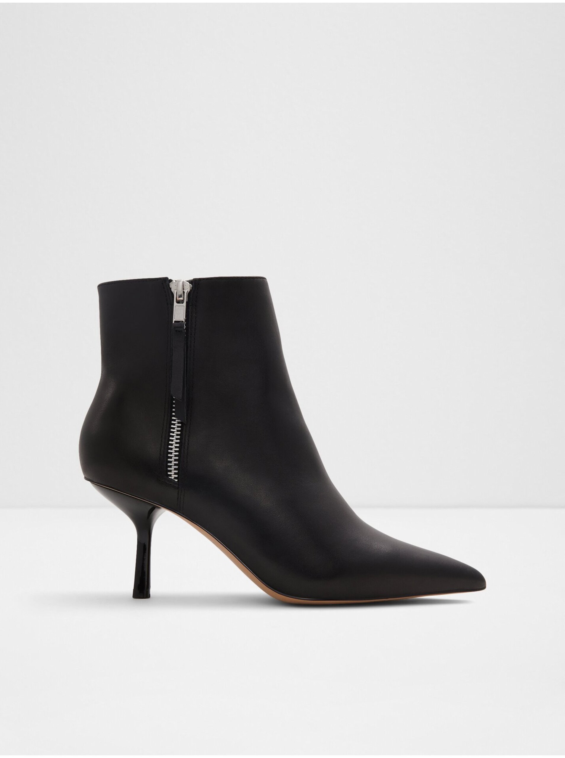 E-shop Černé dámské kožené kotníkové boty ALDO Ciron