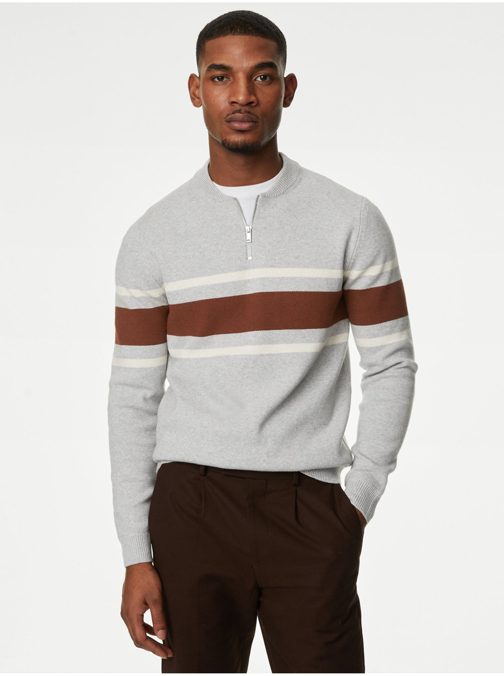 Lacno Hnedo-sivý pánsky sveter s pruhmi Marks & Spencer