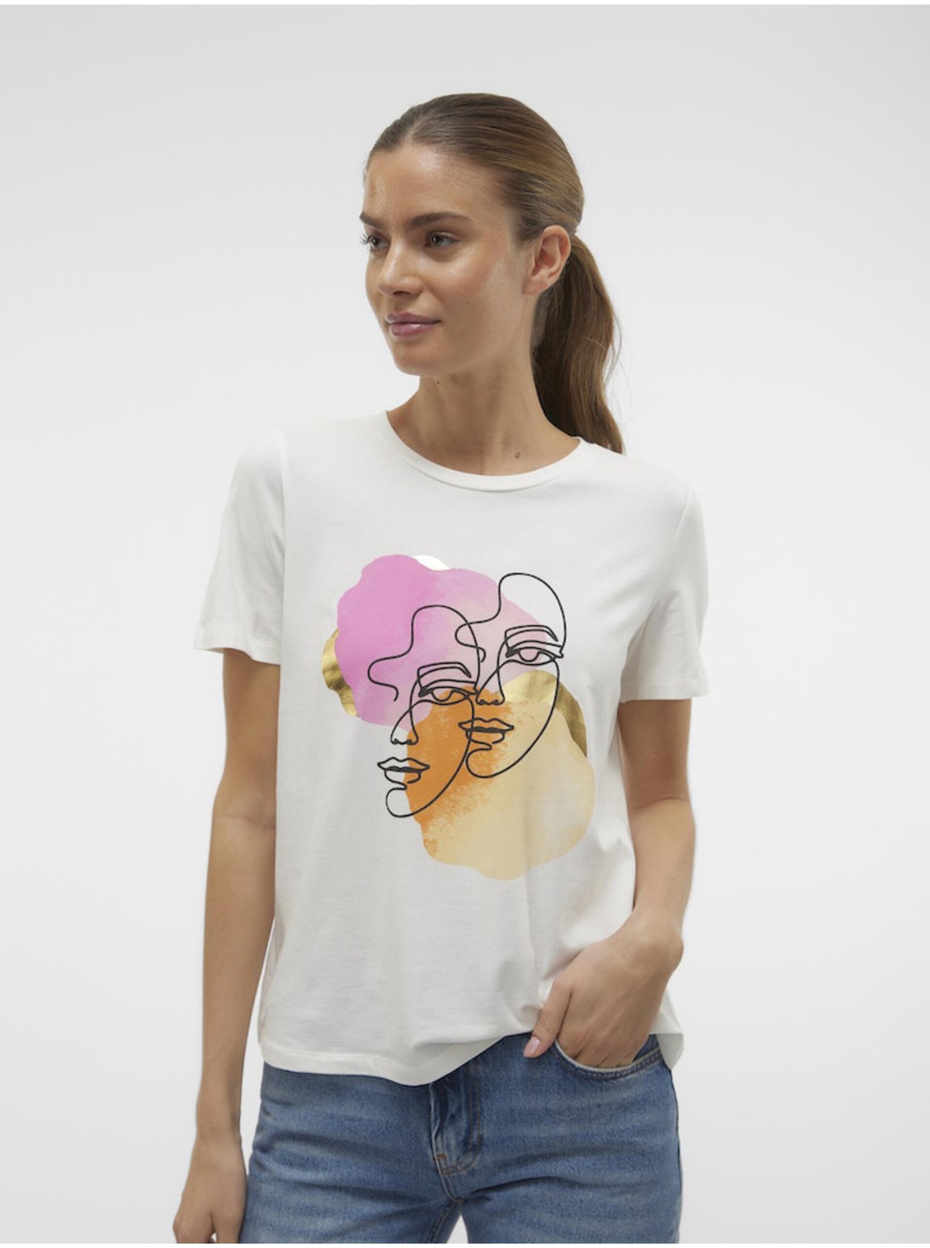 Levně Krémové dámské tričko Vero Moda Facey