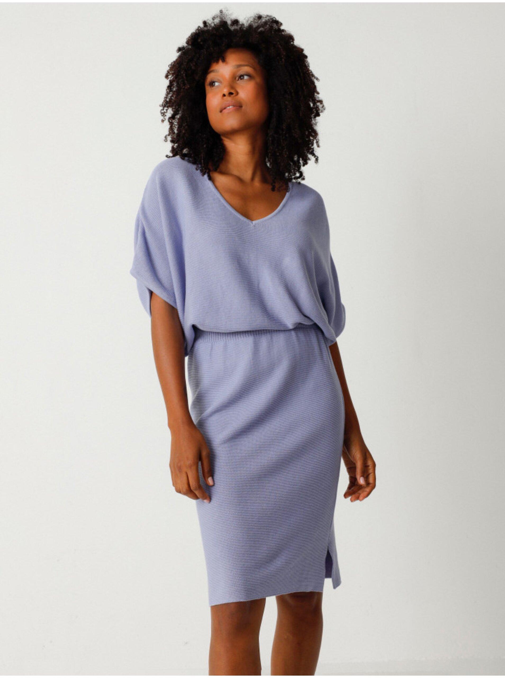 E-shop Světle fialové dámské úpletové šaty SKFK Anuk