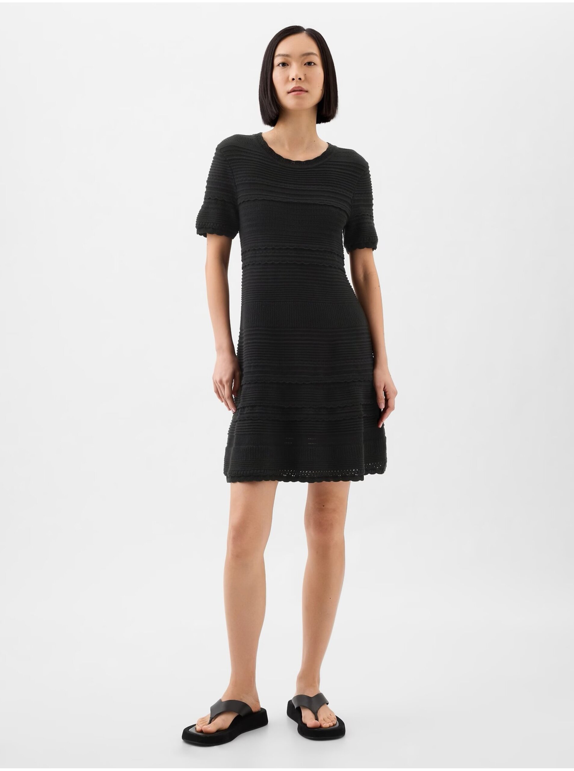 E-shop Černé dámské vzorované šaty GAP