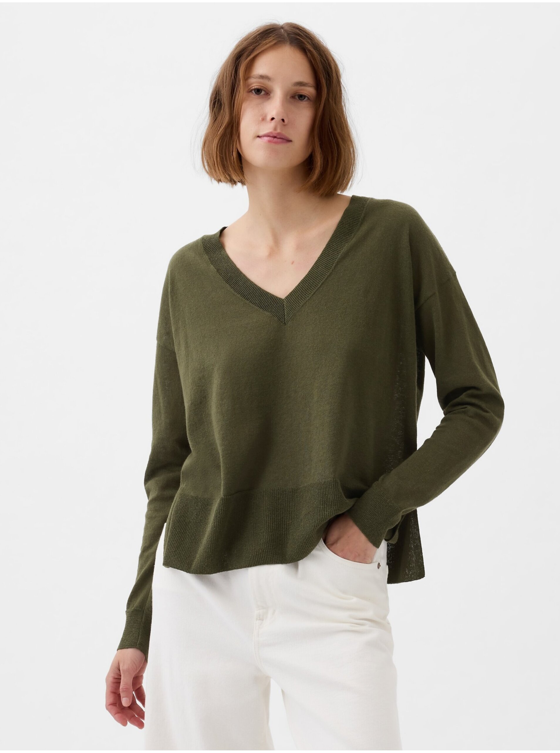 Levně Ženy - Lněný svetr s rozparky Zelená