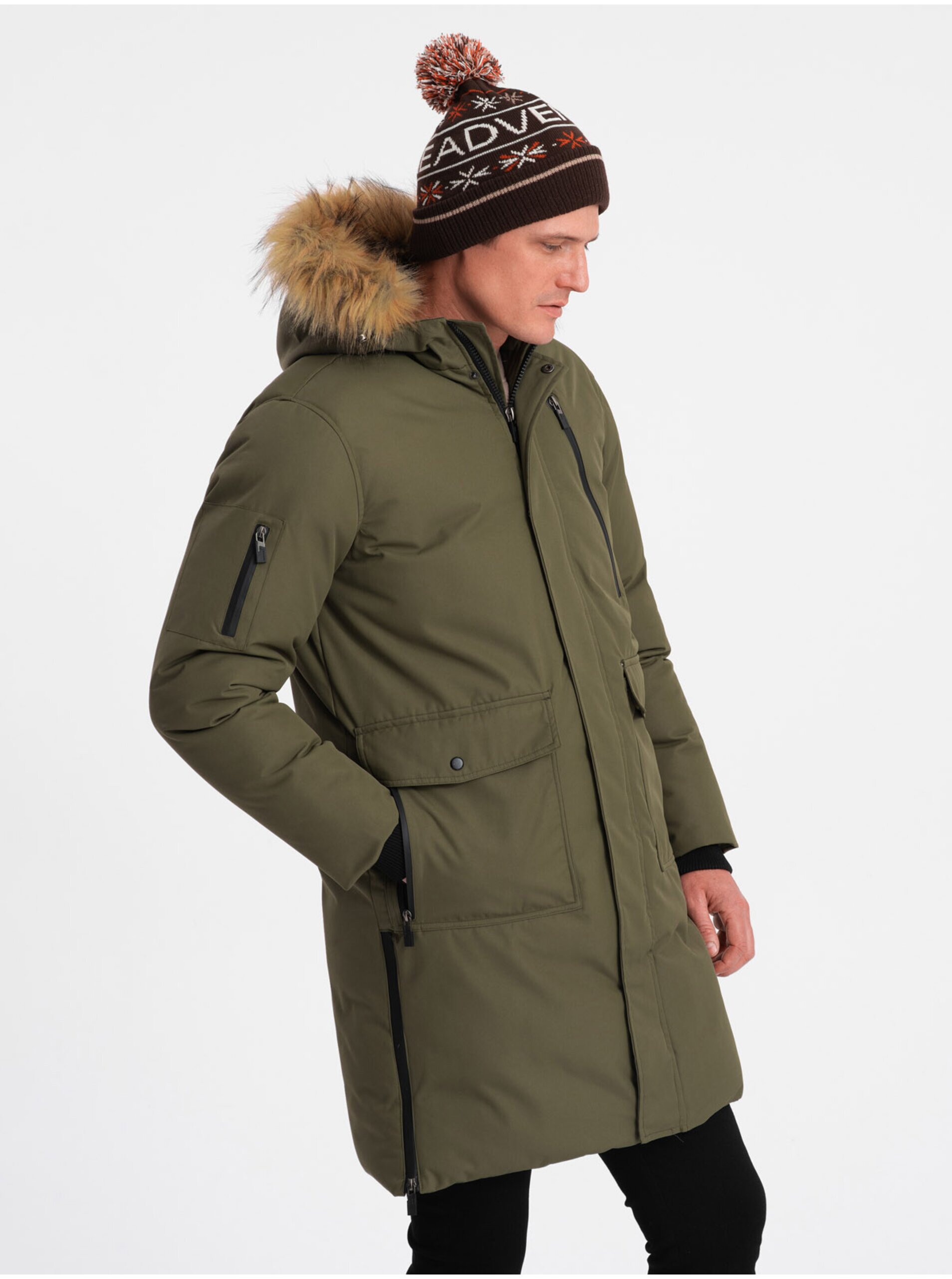 E-shop Zelená pánská zimní bunda s umělým kožíškem Ombre Clothing Alaskan