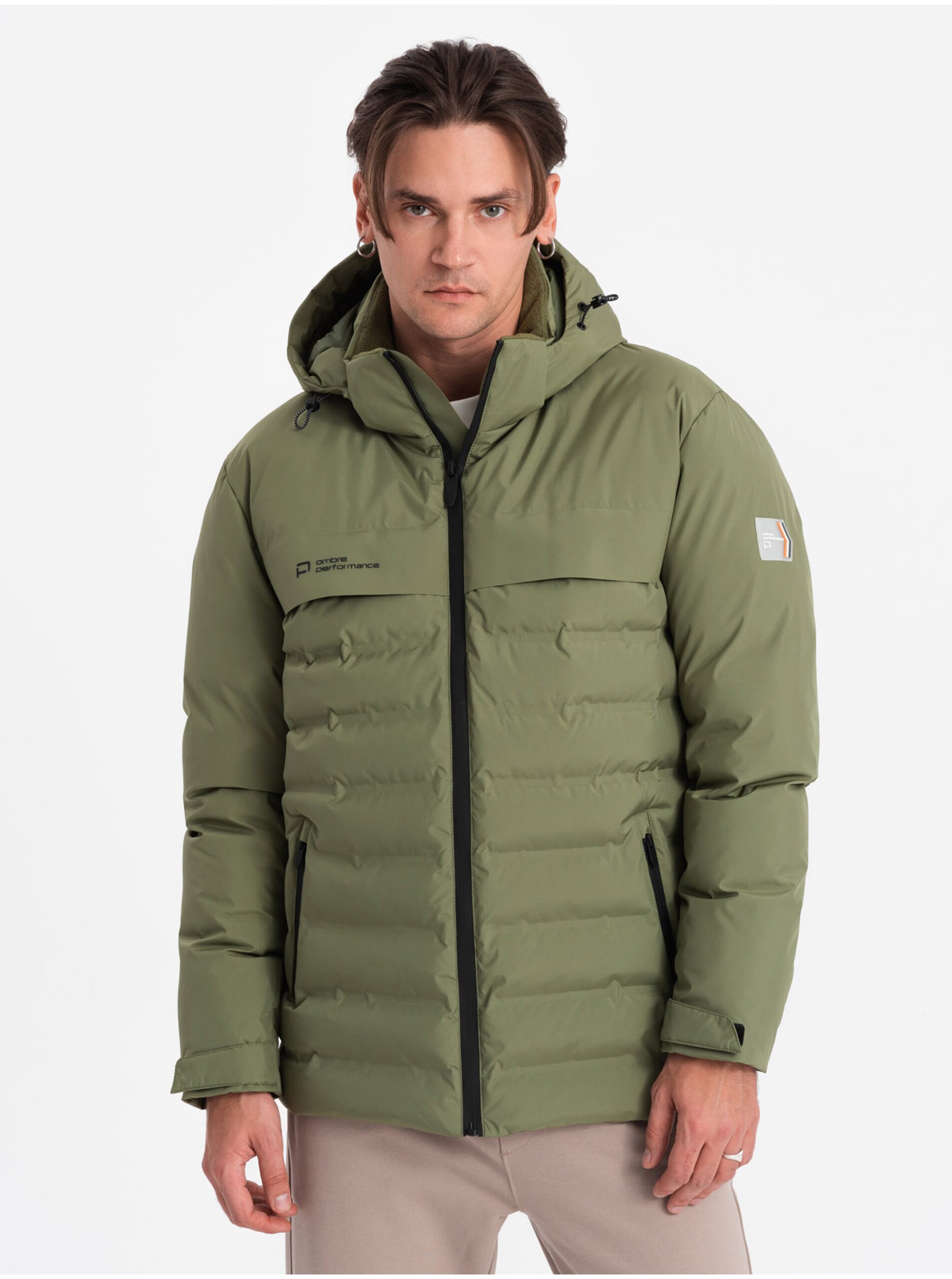 Levně Zelená pánská prošívaná zimní bunda Ombre Clothing