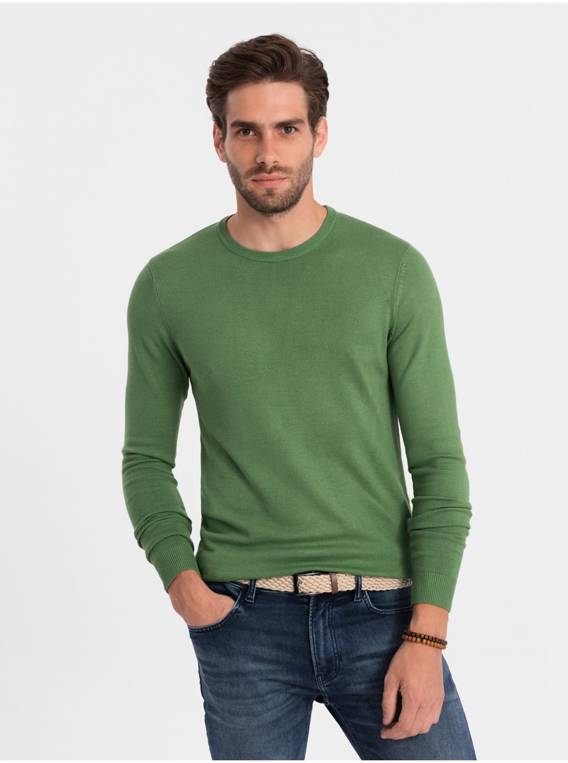 Lacno Zelený pánsky sveter Ombre Clothing