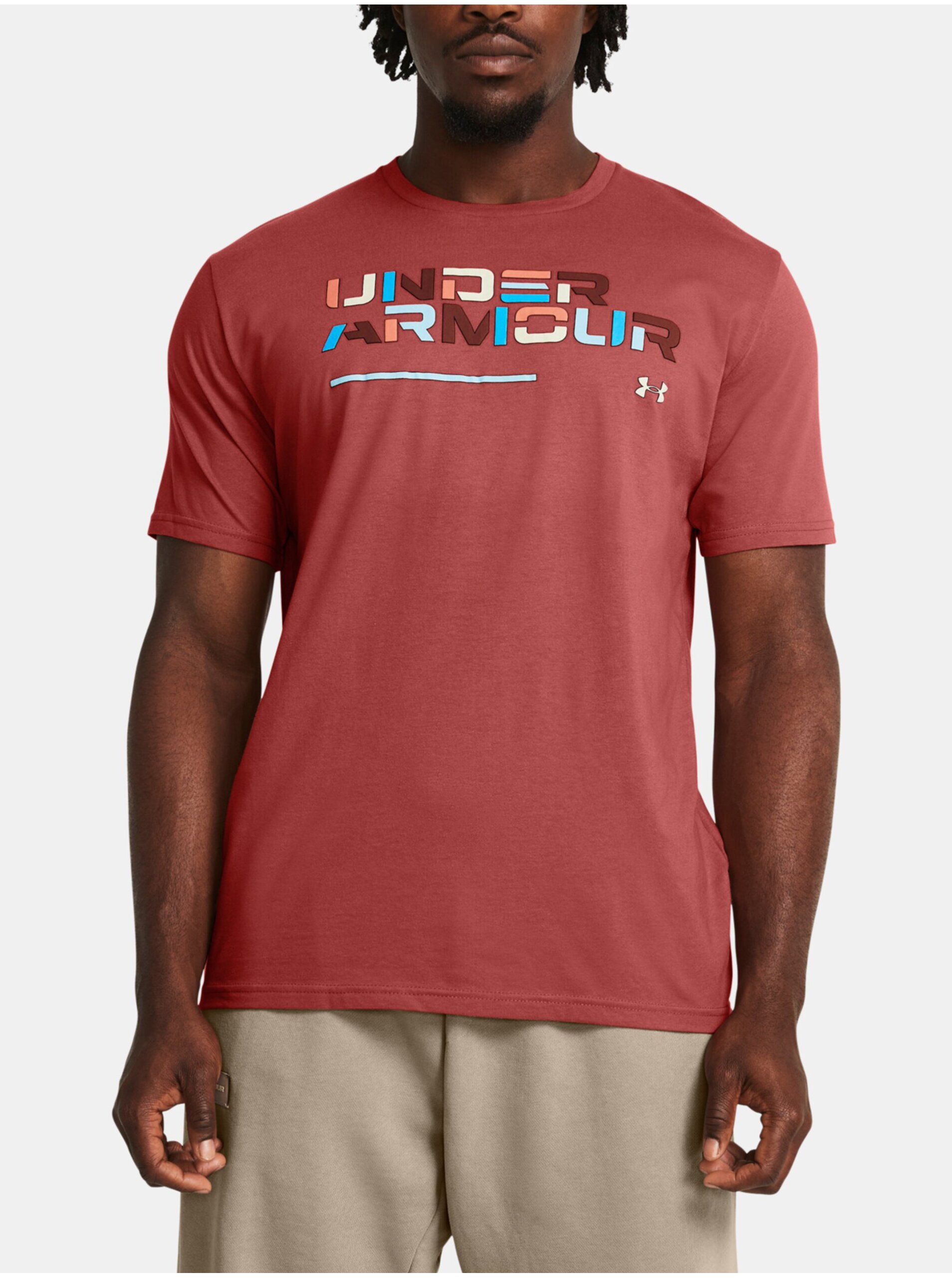 Levně Cihlové tričko Under Armour UA Colorblock Wordmark SS