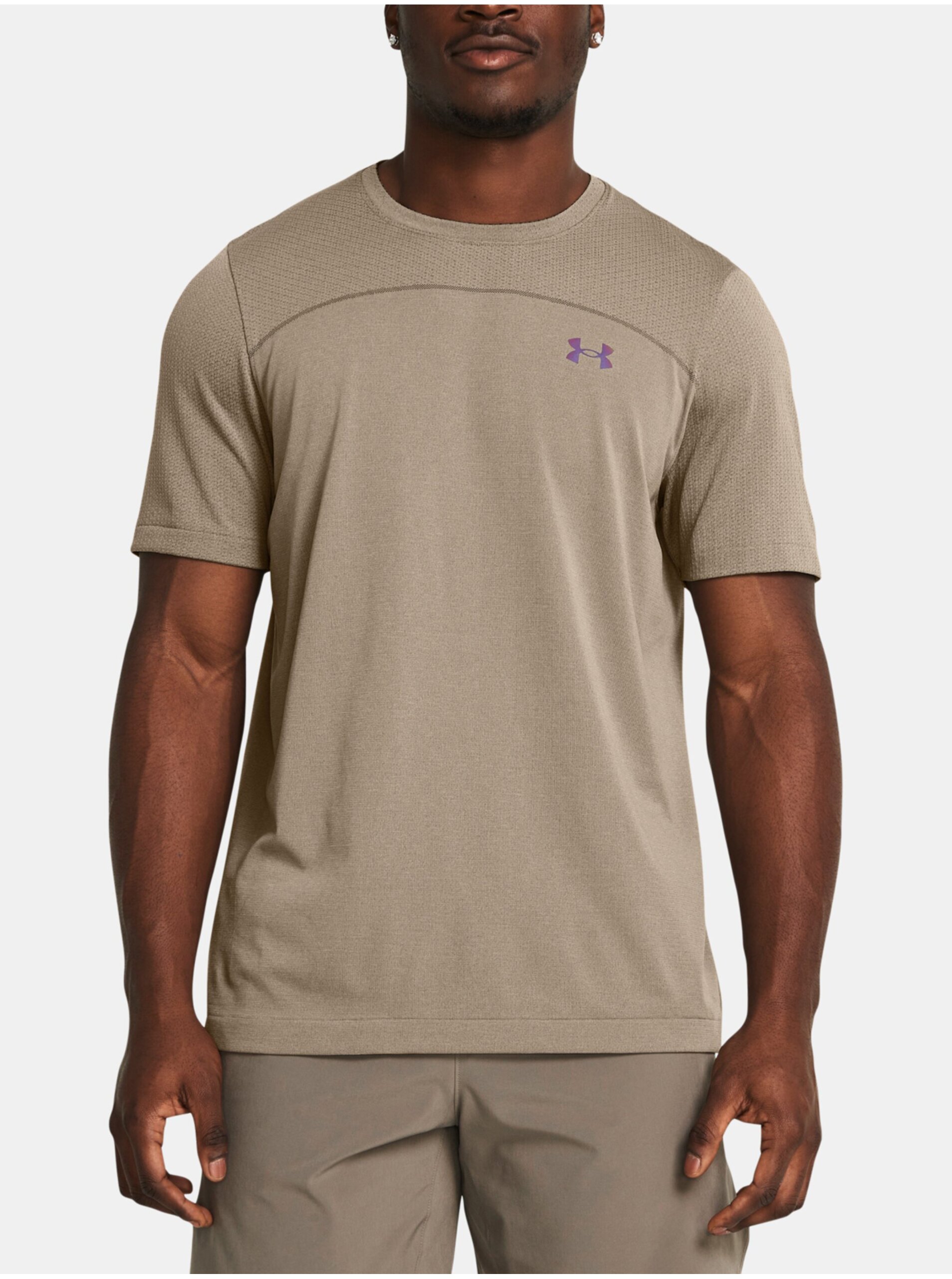 E-shop Světle hnědé sportovní tričko Under Armour UA Rush Seamless Wordmark SS