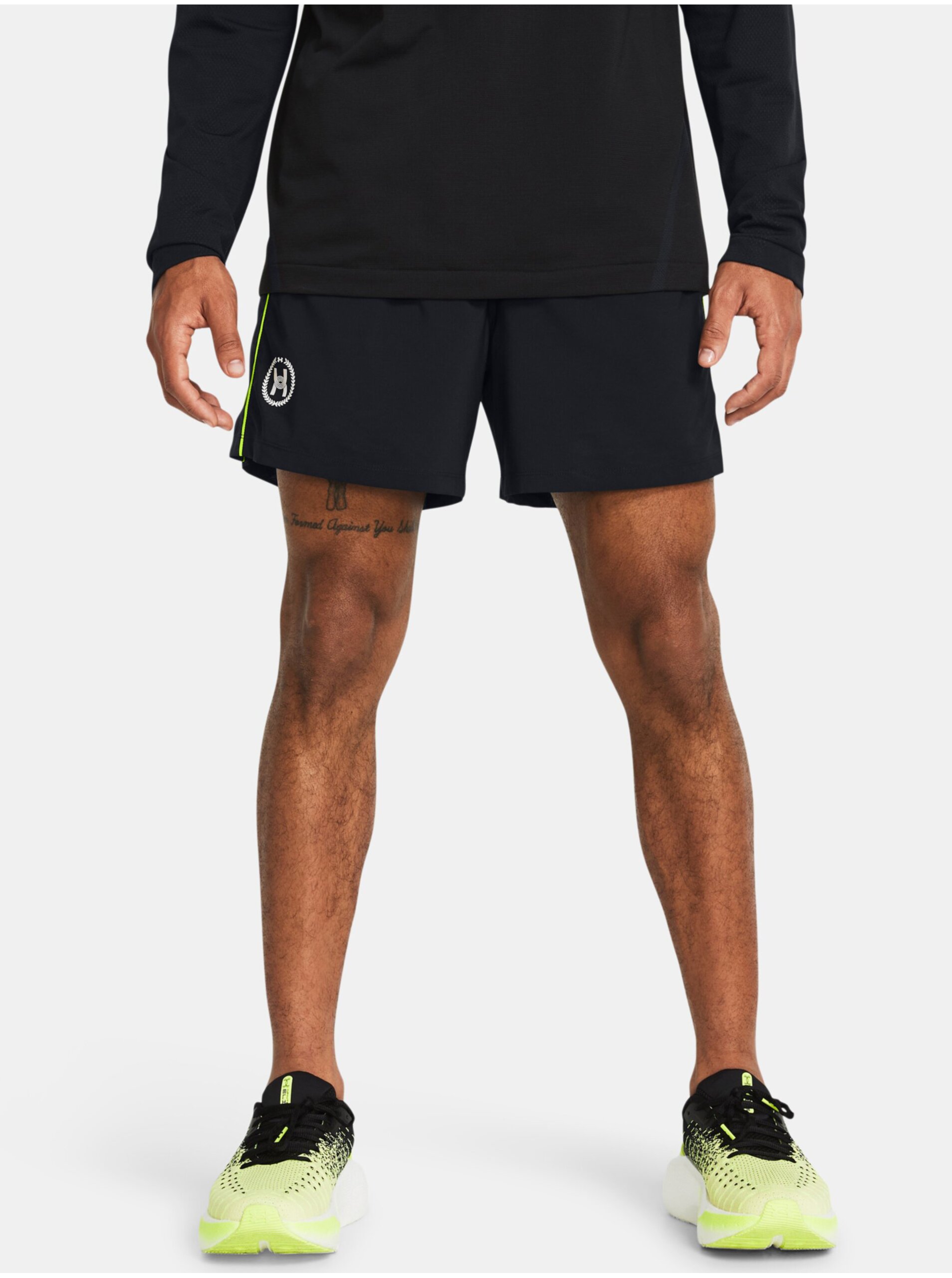 Levně Černé sportovní kraťasy Under Armour UA RUN ANYWHERE 5'' SHORTS